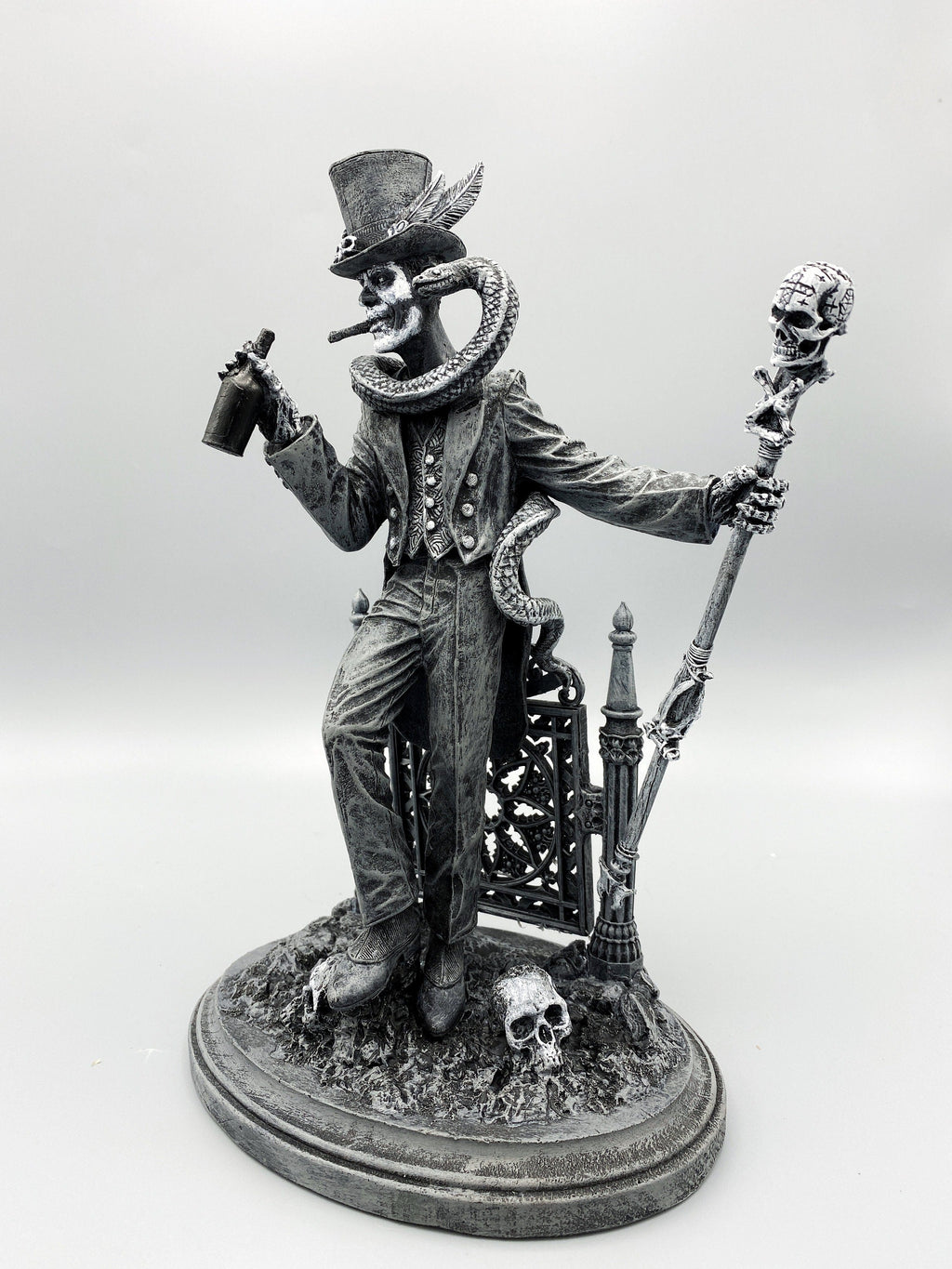 Baron Samedi, Voodoo Loa of Death Statue, Hand Painted Resin Sculpture | Legendary Voodoo Figurine | Gothic Altar Statue for Witchy Decor