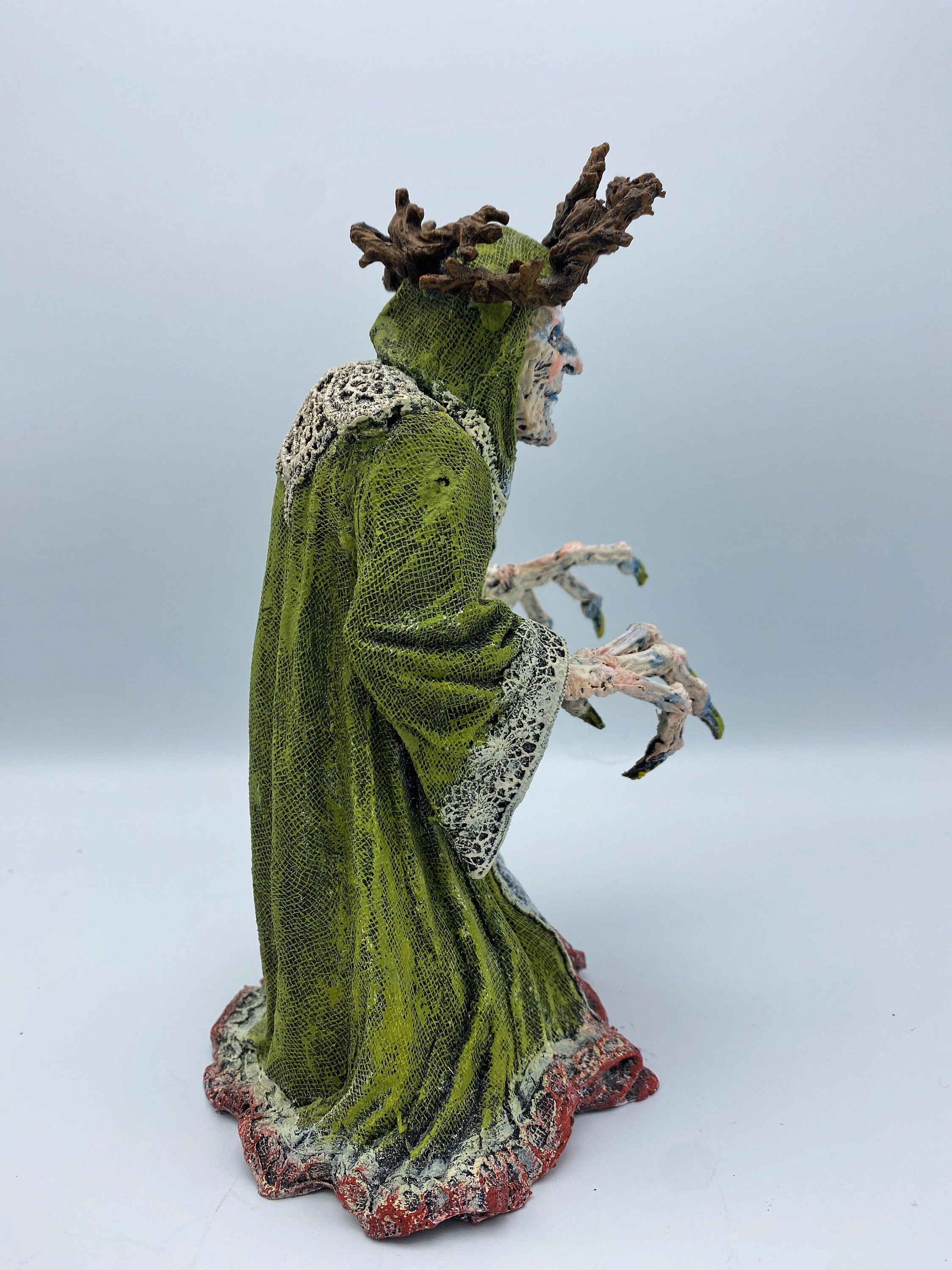Gryla the Witch Statue, Full Color