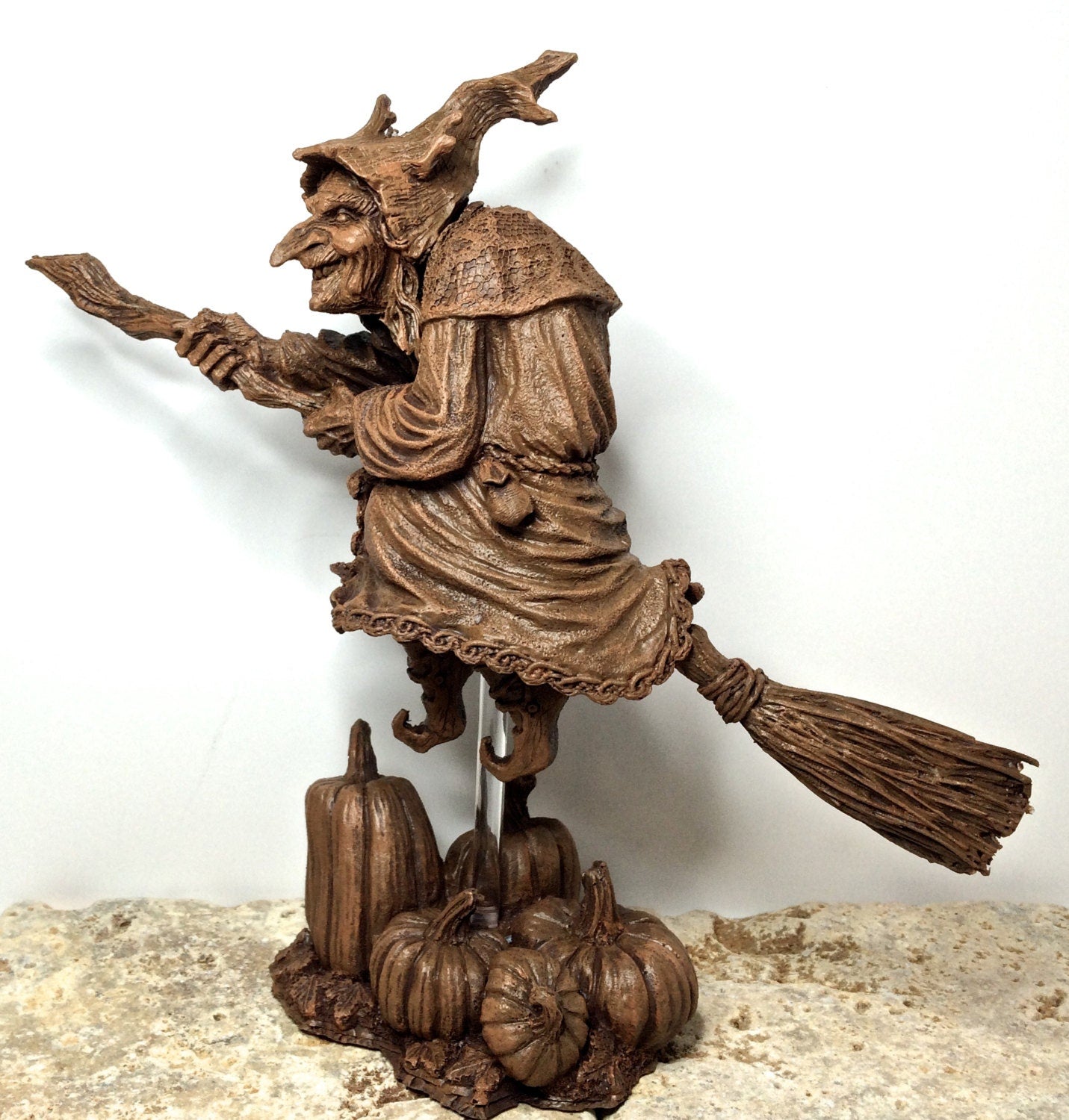 La Befana the Witch Statue, Hand Painted Resin Sculpture | Rustic Folklore Crone Figurine | Spooky Home Decor for Halloween Dark Christmas