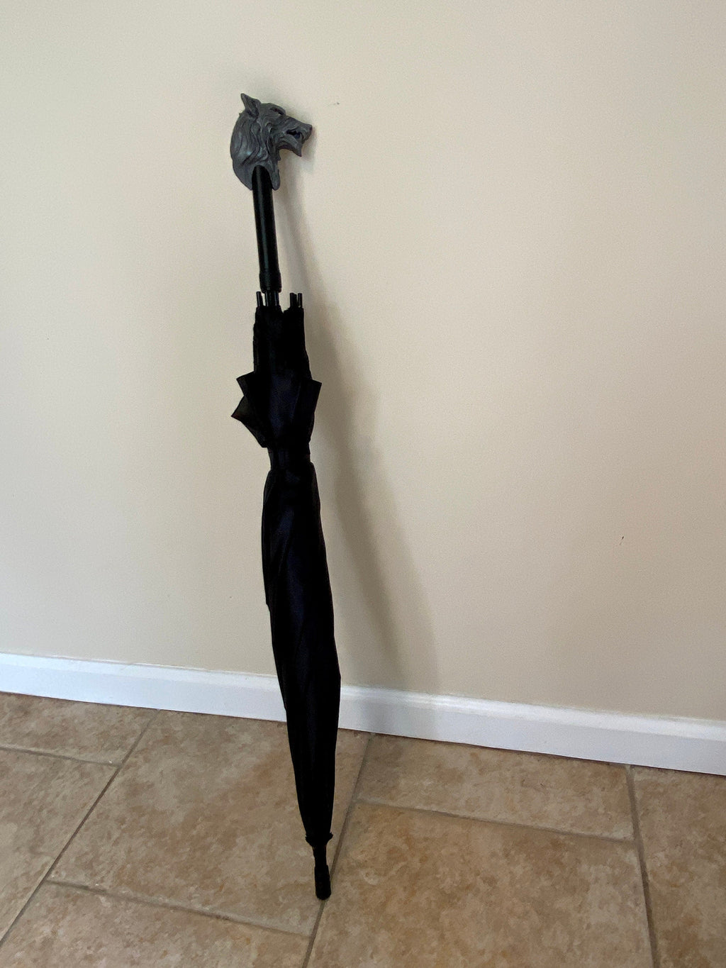 Wolf Head Umbrella, Hand Sculpted Resin | Medieval Gothic Umbrella | Fantasy Cosplay Direwolf Umbrella Cane, Gothic Accessory