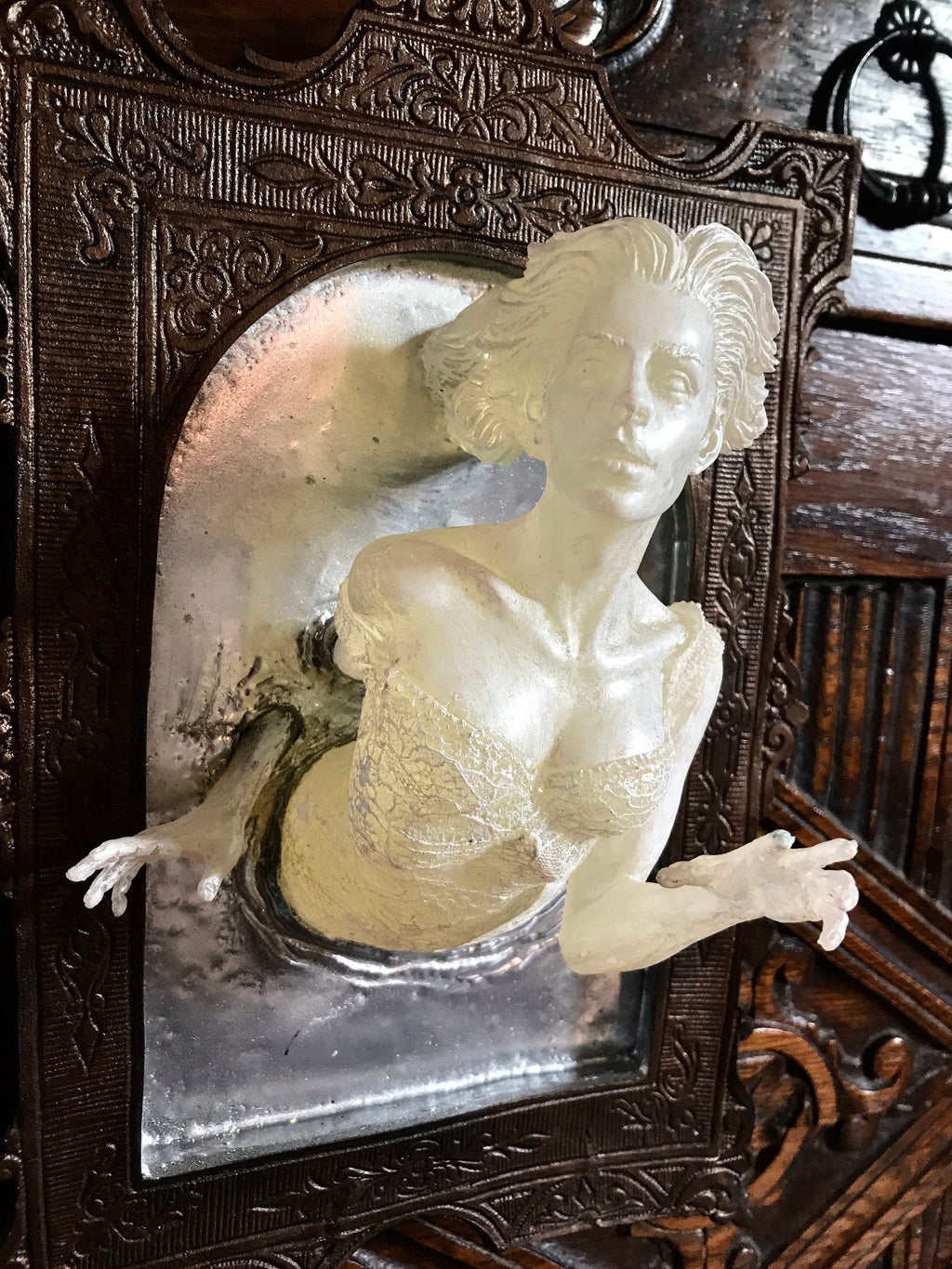 Ghost in the Mirror Wall Plaque,  Large Version, Resin |Victorian Gothic Haunted Wall Art |Gift for Halloween and Spooky Home Decor