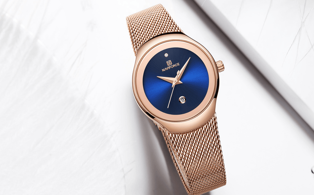Women's Elegant Stainless Steel Watch With Braided Steel Bracelet Excellent Background Waterproof Wristwatch Unique Design Perfect Gift