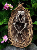 Amor Aeternus Silvanus, Skeleton Lovers Wall Plaque, Resin | Gothic Nature Wall Art | Eternal Love Embracing Skeletons for Gothic Home Decor