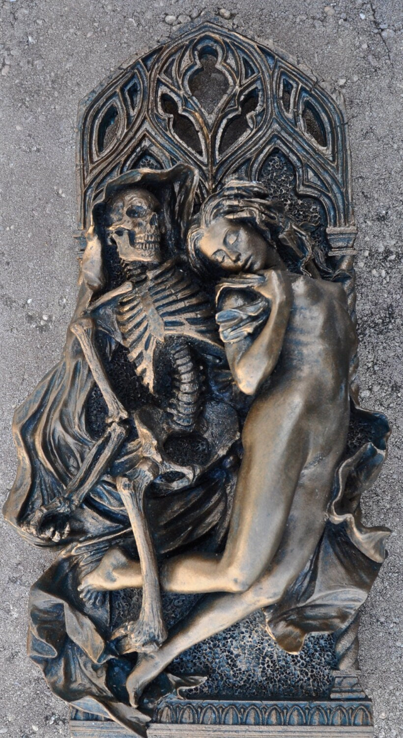 Death and the Maiden Wall Plaque, Hand Painted Resin Sculpture | Gothic Medieval Wall Art |  Classical Death Statue for Gothic Home Decor