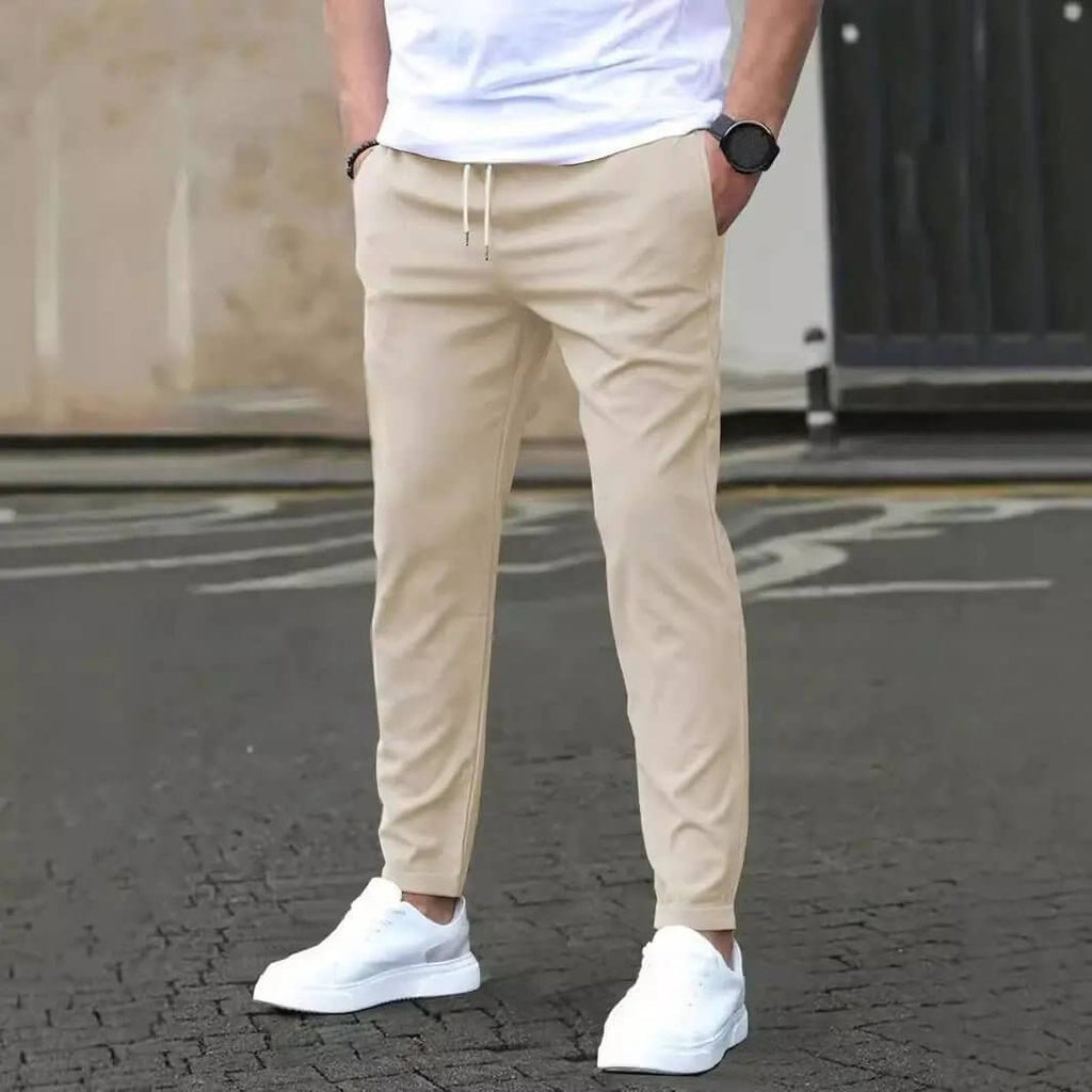 Slim Fit Cropped Pants – Casual Straight-Leg Trousers with Leather Tag