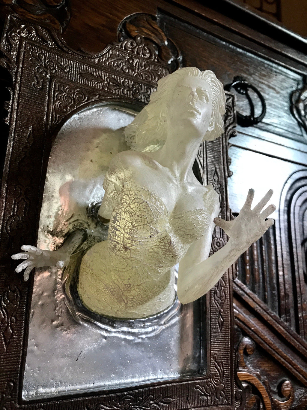 Ghost in the Mirror Wall Plaque,  Large Version, Resin |Victorian Gothic Haunted Wall Art |Gift for Halloween and Spooky Home Decor