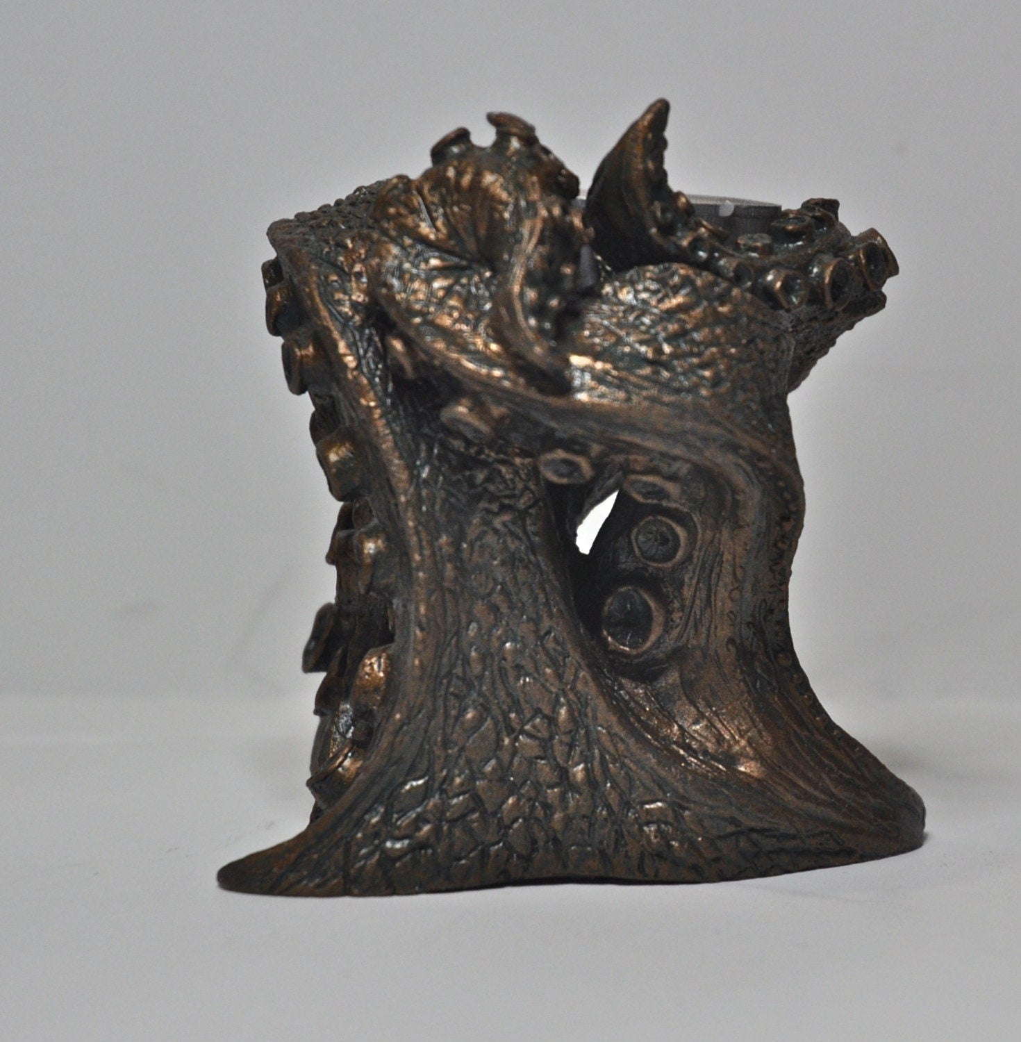 Kraken Tentacles Tea Light Holder, Hand Sculpted Resin Sculpture | Lovecraftian Tentacle Tea Light for Nautical Gift and Gothic Home Decor