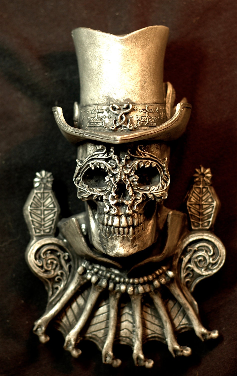 Baron Samedi Wall Plaque, Hand Painted Resin Sculpture | Voodoo Gothic Wall Art |  Spooky Samedi Skull Plaque for Gothic Home Decor