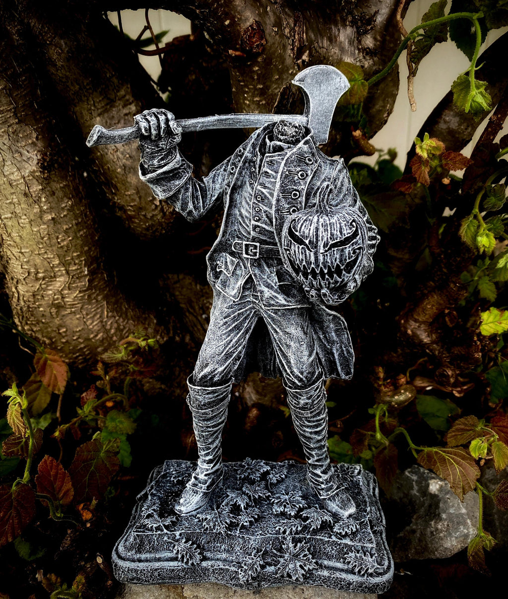 Headless Horseman Statue, Hand Painted Resin Sculpture | Gothic Legend of Sleepy Hollow Figurine | Dark Folklore Art for Spooky Home Decor