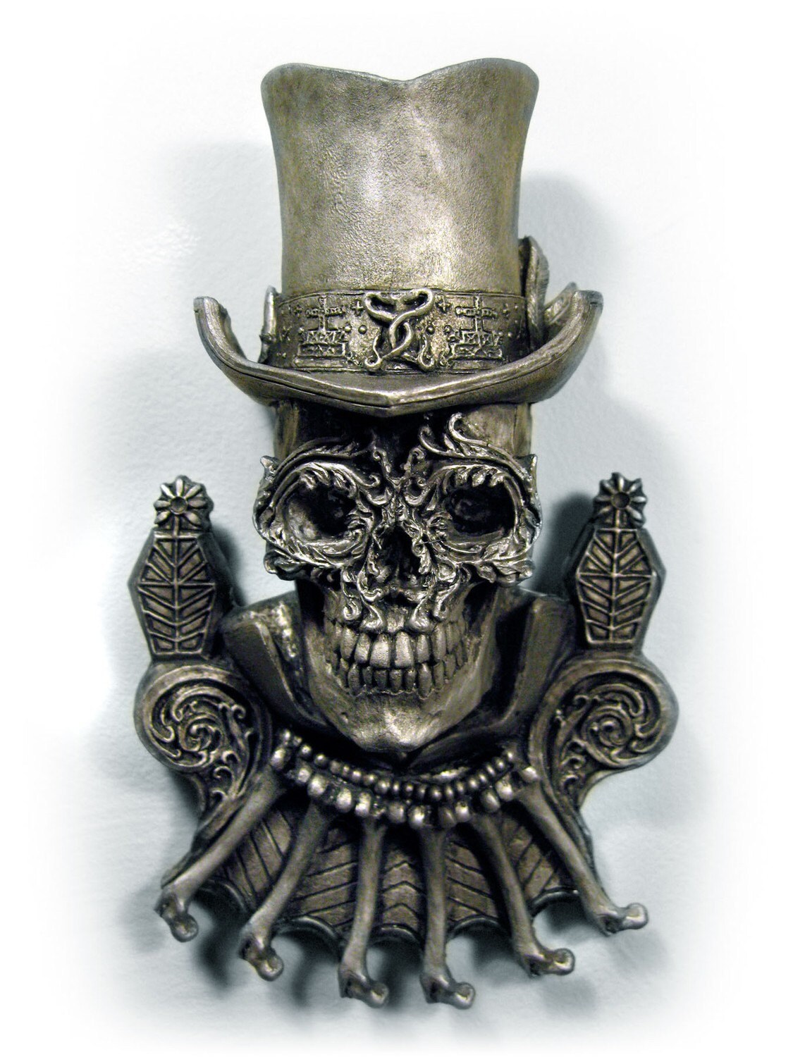 Baron Samedi Wall Plaque, Hand Painted Resin Sculpture | Voodoo Gothic Wall Art |  Spooky Samedi Skull Plaque for Gothic Home Decor