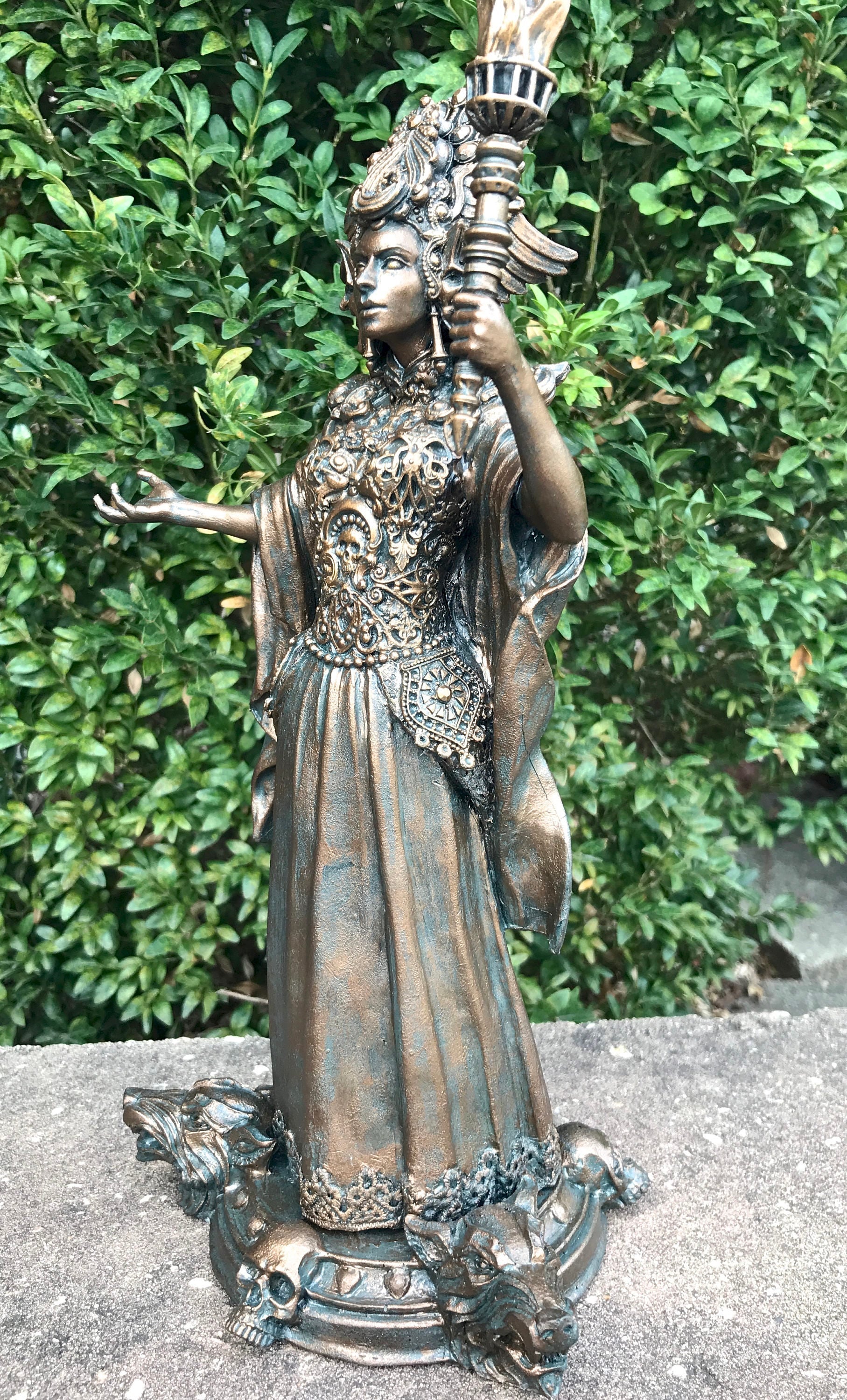 Hecate, Goddess of Witchcraft and Magic Statue, Resin Sculpture | Mythical Goddess Figurine | Folklore Altar Statue for Gothic Home Decor