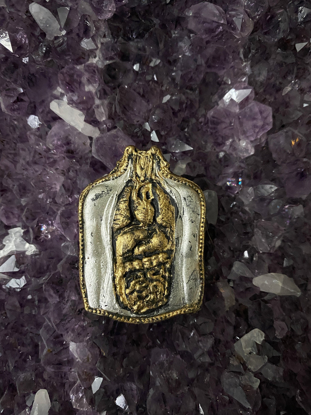 Human Anatomy, Milagro Ex Voto Magnet, Hand Painted Resin Sculpture | Gothic Fantasy Decor | Anatomy Magnet for Fantasy and Gothic Decor