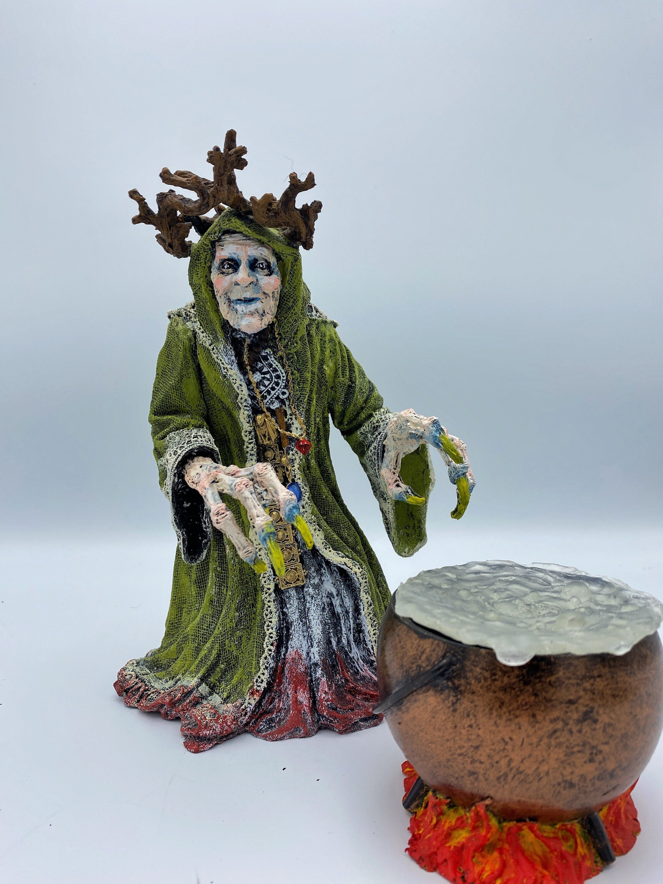 Gryla the Witch Statue, Full Color