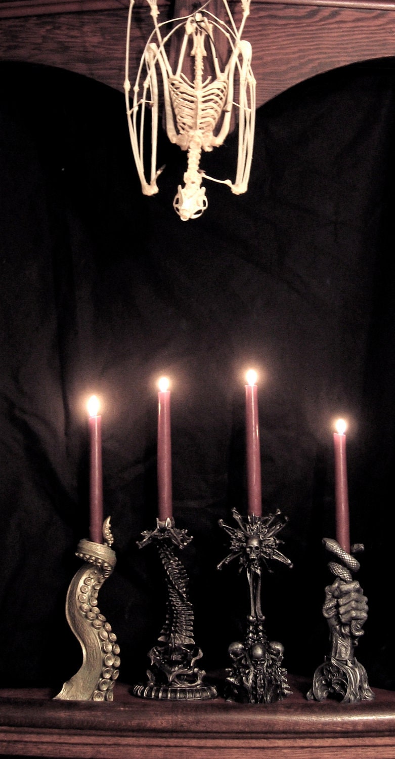 Tentacle Candlestick Holder, Hand Sculpted Resin Sculpture | Octopus Lovecraftian Tentacle Candle for Nautical Gift and Gothic Home Decor