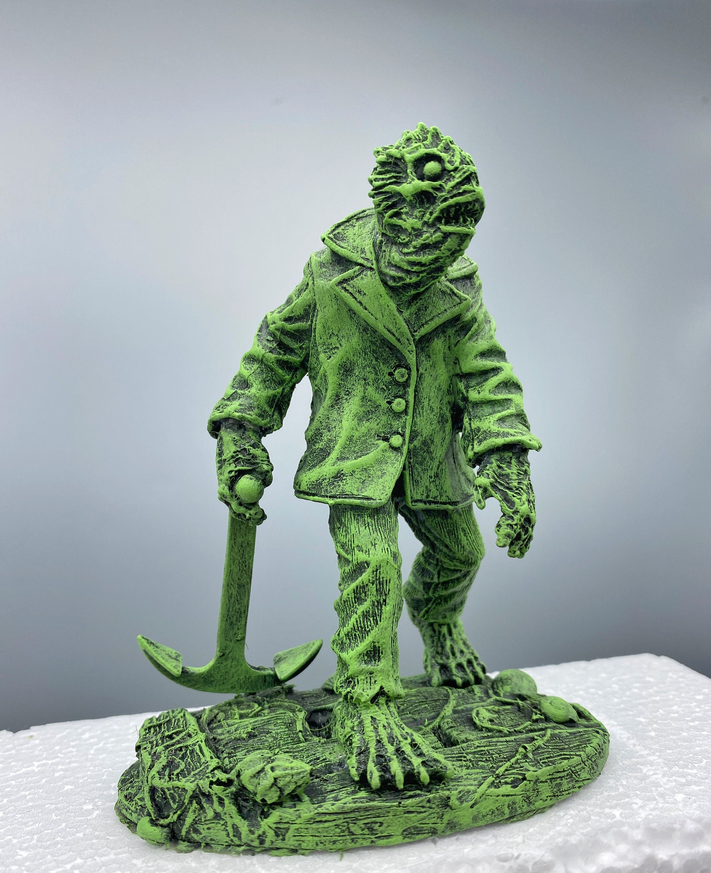 H.P. Lovecraft's Deep One Statue, Resin Sculpture | Cthulhu Mythos Monster Figurine | Lovecraftian  Creature Horror Decor and Gamer Gift