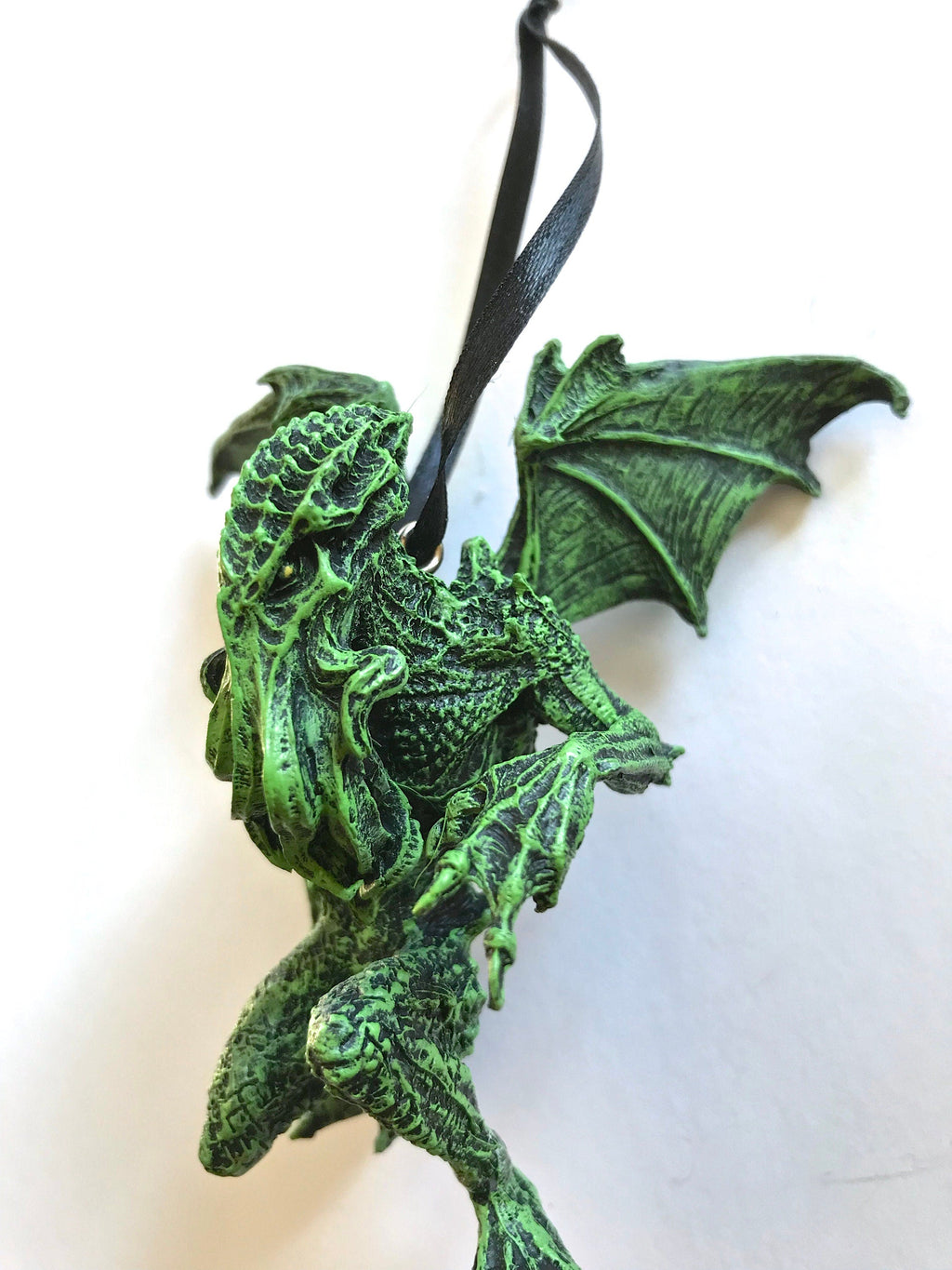 H.P. Lovecraft’s Cthulhu Ornament, Hand Painted Sculpture | Cthulhu Mythos Monster Figurine | Lovecraftian Horror Ornament and Gamer Gift