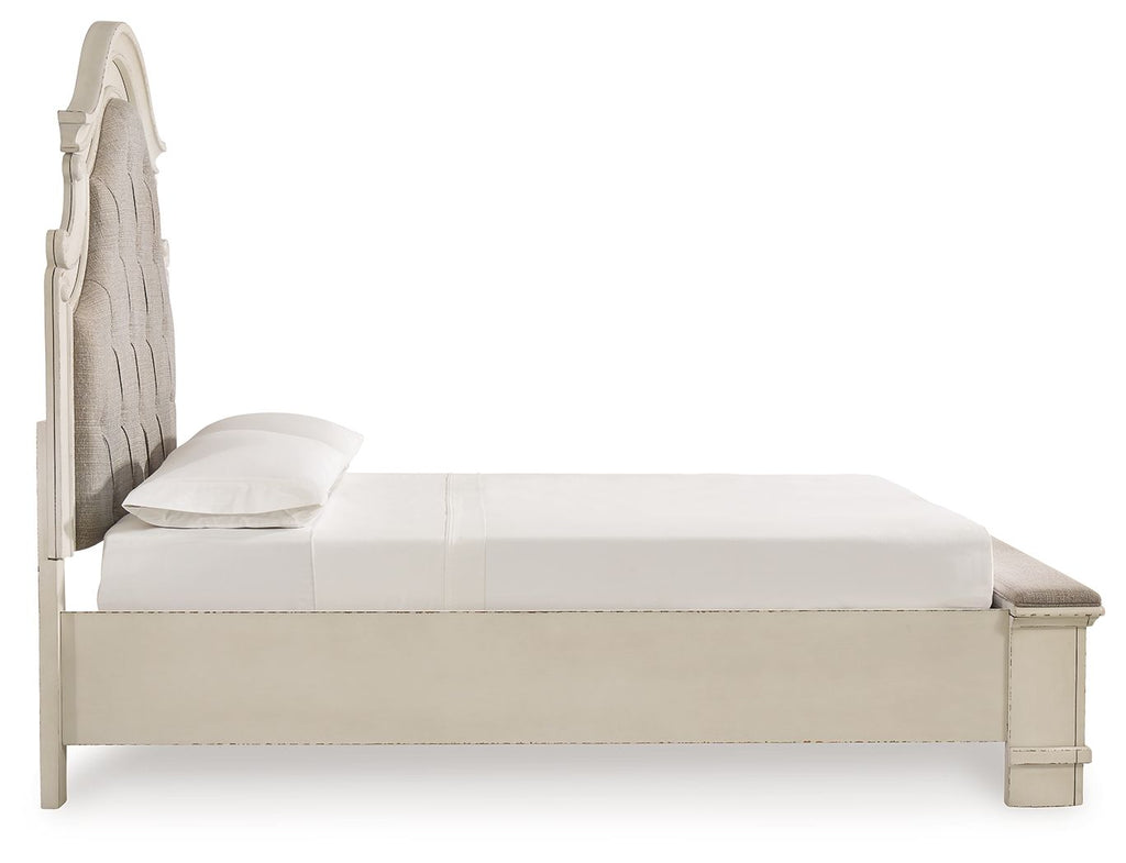 Realyn - Storage Bed