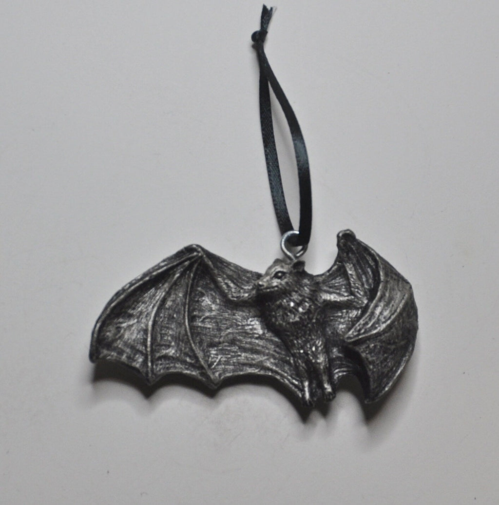 Flying Fruit Bat Ornament, Hand Painted Resin Sculpture | Gothic Vampire Bat Figurine | Nature Bat Ornament for Halloween and Gothic Decor