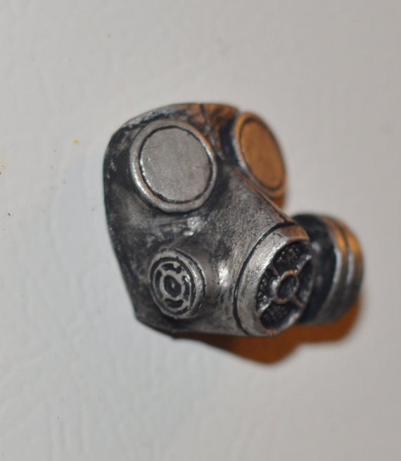 Gas Mask Magnet, Hand Painted Resin Sculpture | Gothic Post-Apocalyptic Decor | Gas Mask Magnet for Horror and Gothic Decor