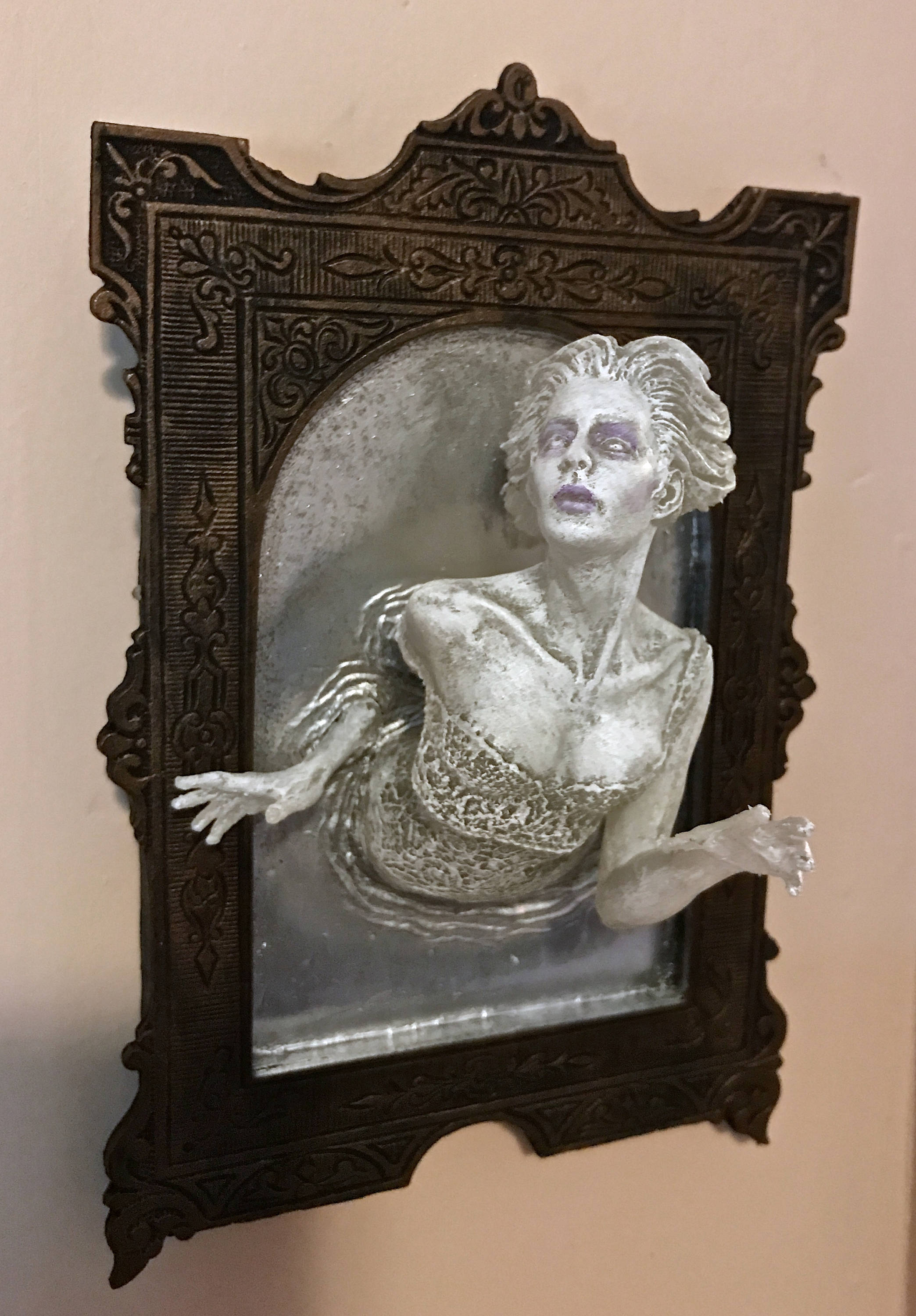 Ghost in the Mirror Wall Plaque, Resin, White Finish | Victorian Gothic Haunted Wall Art |  Gift for Halloween and Spooky Home Decor