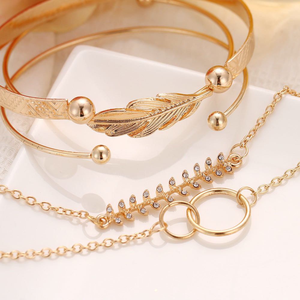 Luxury Modern Gold Crystal Elegant Woman and Lady Brecelets in Sets of  5Pcs/sett for Women Punk Boho Beach Bangle Jewelry Gift