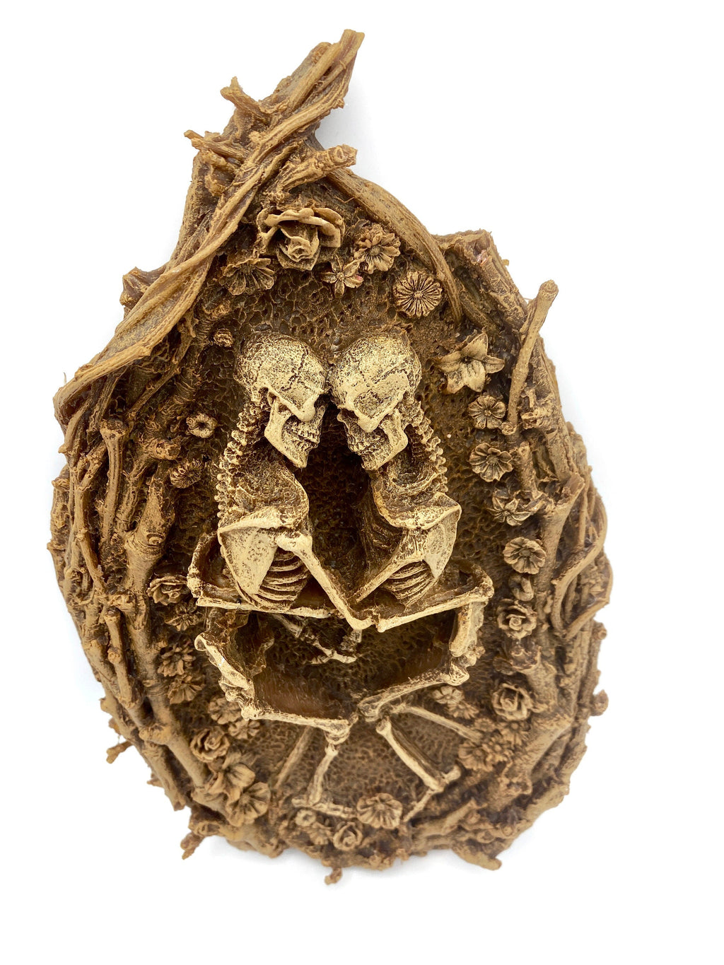 Amor Aeternus Silvanus, Skeleton Lovers Wall Plaque, Resin | Gothic Nature Wall Art | Eternal Love Embracing Skeletons for Gothic Home Decor