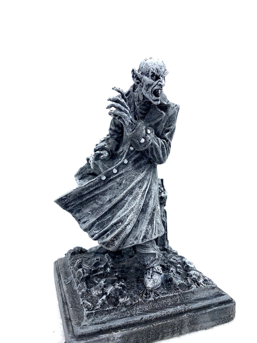 Dracula: Nosferatu Statue,Resin Sculpture | Legendary Vampire Figurine | Victorian Gothic Undead Creature| Dark Art Gift Spooky Home Decor