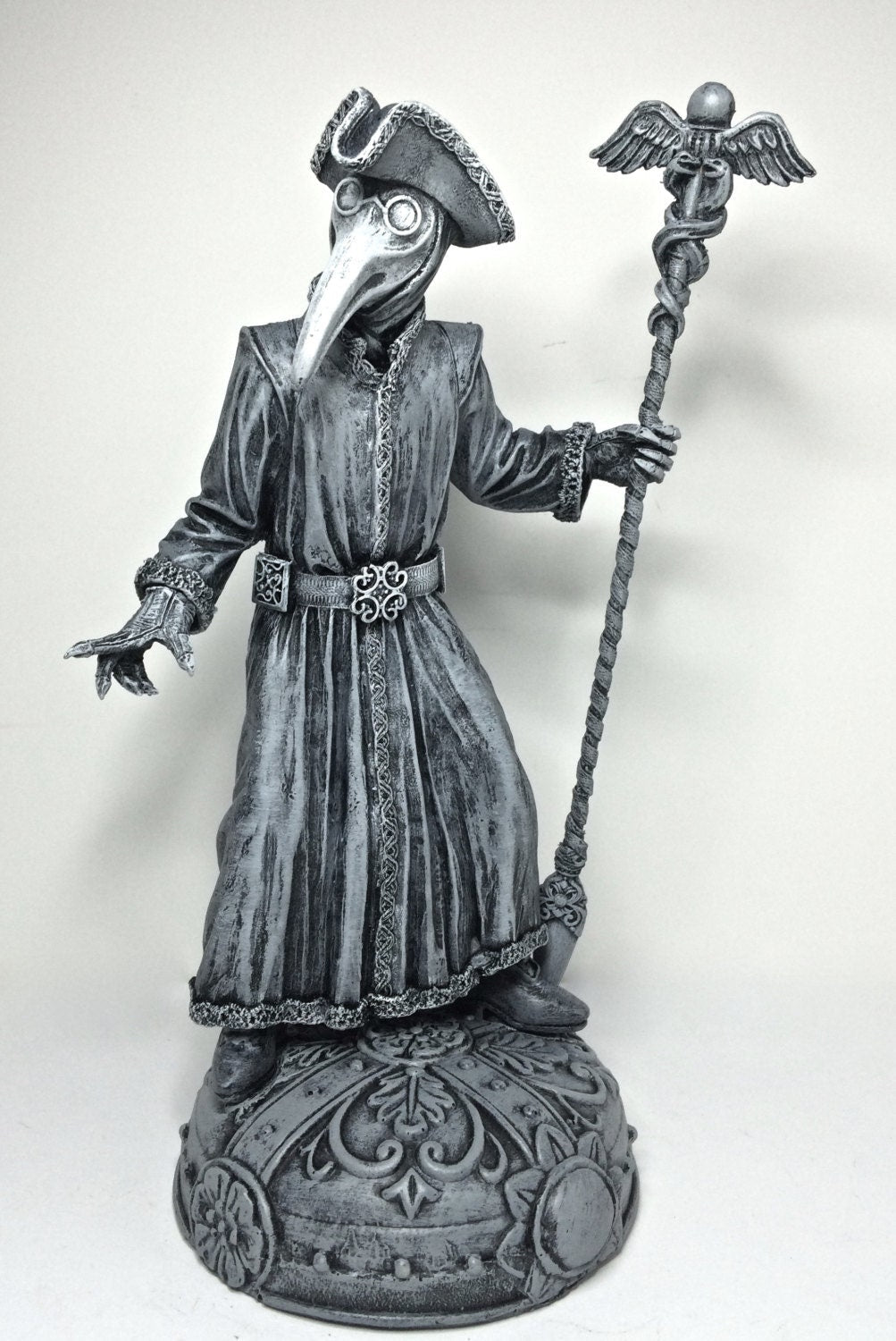 Venetian Plague Doctor Statue, Hand Painted Resin Sculpture | Gothic Medieval Figurine | Dark Carnivale Art for Spooky Home Decor