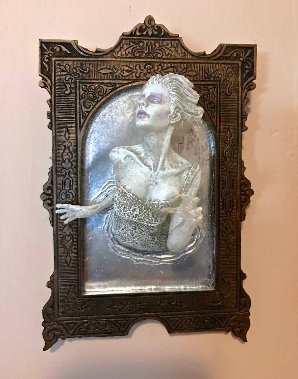 Ghost in the Mirror Wall Plaque, Resin, White Finish | Victorian Gothic Haunted Wall Art |  Gift for Halloween and Spooky Home Decor