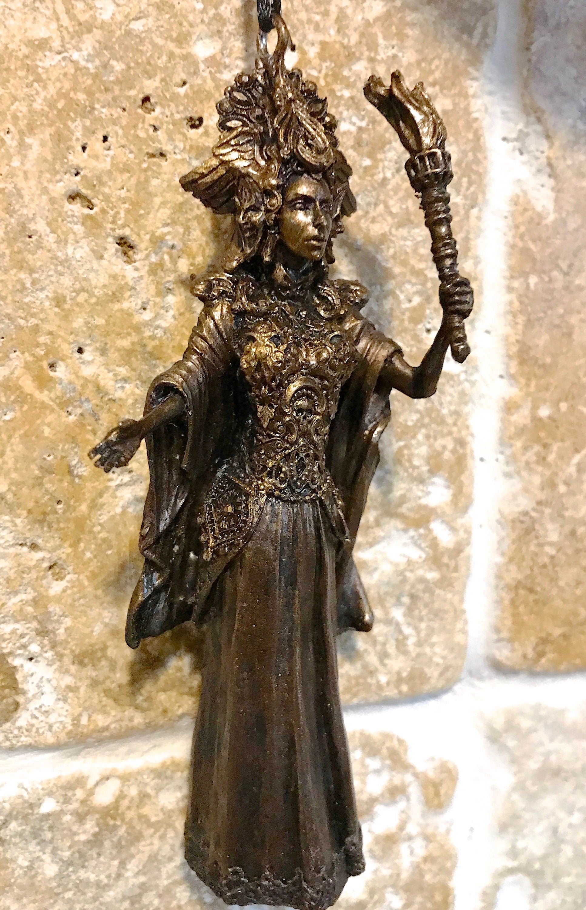 Hecate, Goddess of Witchcraft and Magic Ornament | Pagan Mythical Goddess Figurine | Folklore Altar Ornament for Gothic Home Decor