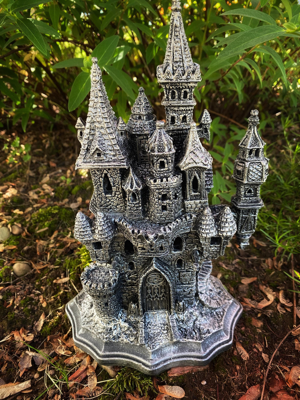 Castle Dracula, Gothic Hand Painted Resin Sculpture with LED Tea Light |Vampire Lair Gothic Statue |Gift for Gamers and Spooky Home Decor