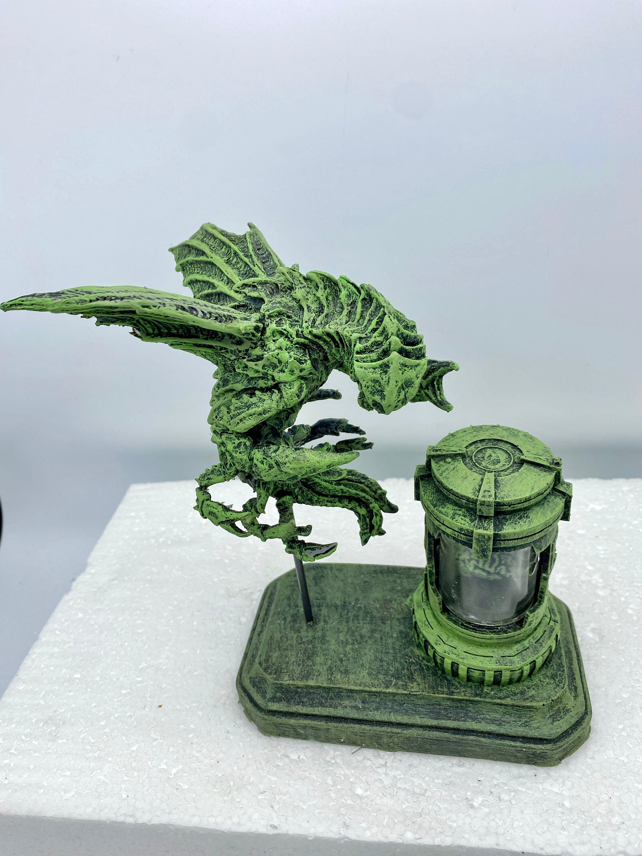 H.P. Lovecraft’s Mi-Go, the Fungi from Yuggoth Statue | Cthulhu Mythos Monster Figurine | Lovecraftian Horror Decor and Gamer Gift