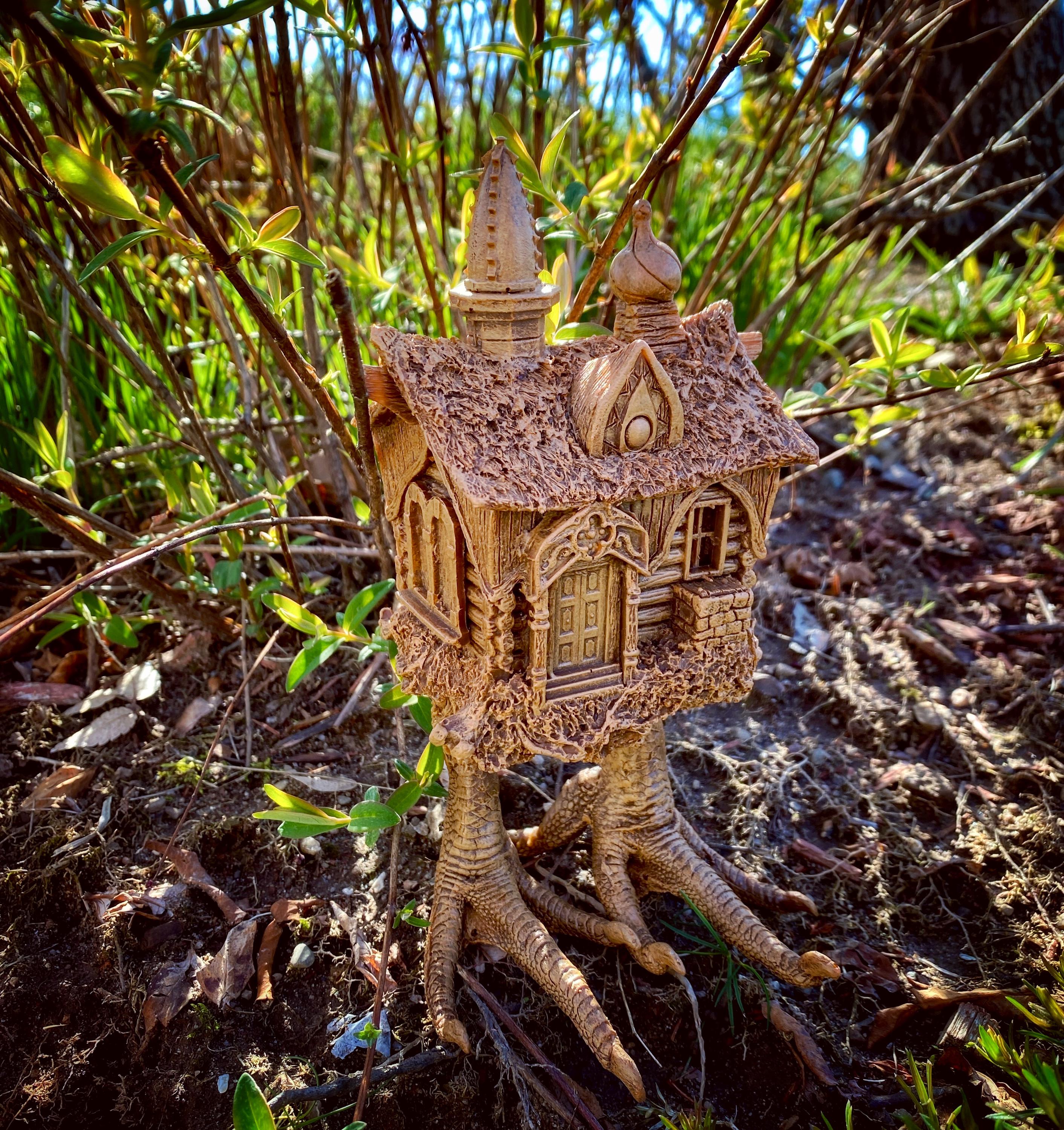 Baba Yaga Hut Statue, Hand Painted Resin Sculpture | Russian Folklore Figurine | Witch House Statue | Fantasy Art for Gothic Home Decor