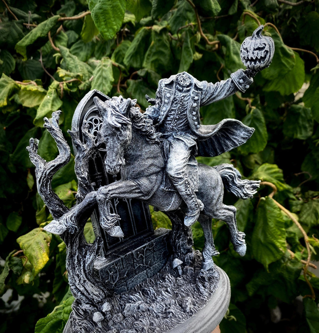 Headless Horseman Riding Statue, Hand Painted Resin Sculpture | Gothic Legend of Sleepy Hollow Figurine | Dark Folklore Art for Spooky Decor