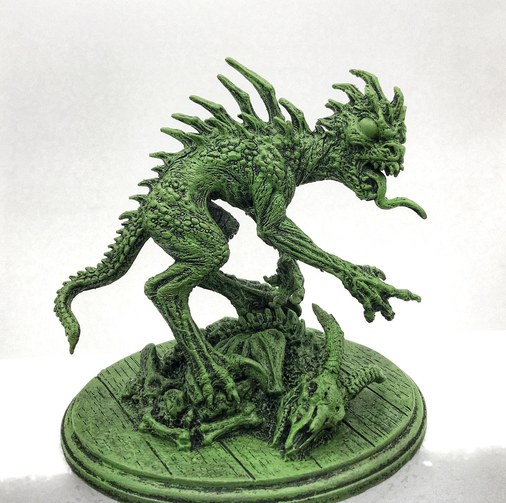 Chupacabra Statue, Hand Painted Resin Sculpture |Cryptozoology Creature Figurine |Urban Legend Chupacabra Monster Figurine, Horror Art Decor