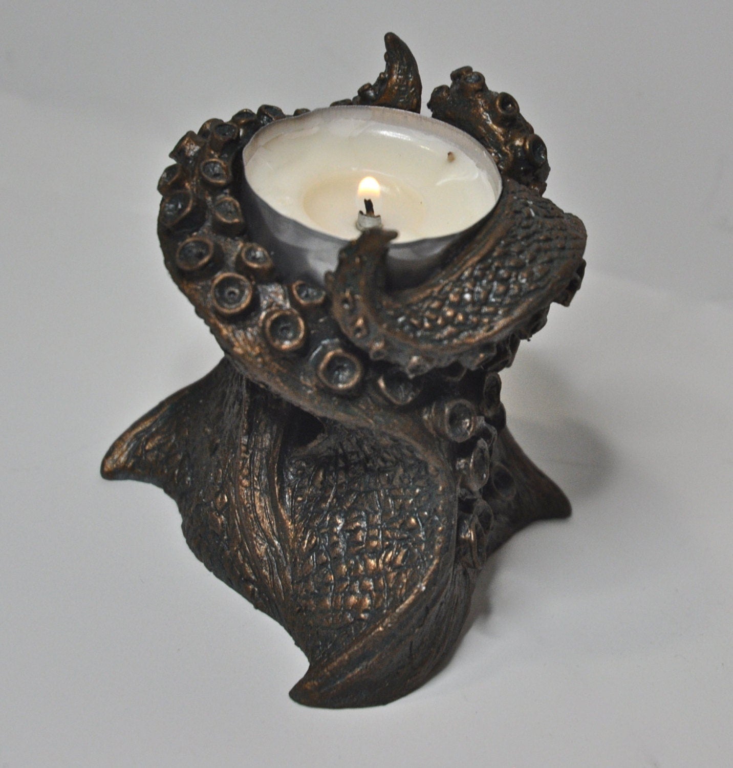 Kraken Tentacles Tea Light Holder, Hand Sculpted Resin Sculpture | Lovecraftian Tentacle Tea Light for Nautical Gift and Gothic Home Decor