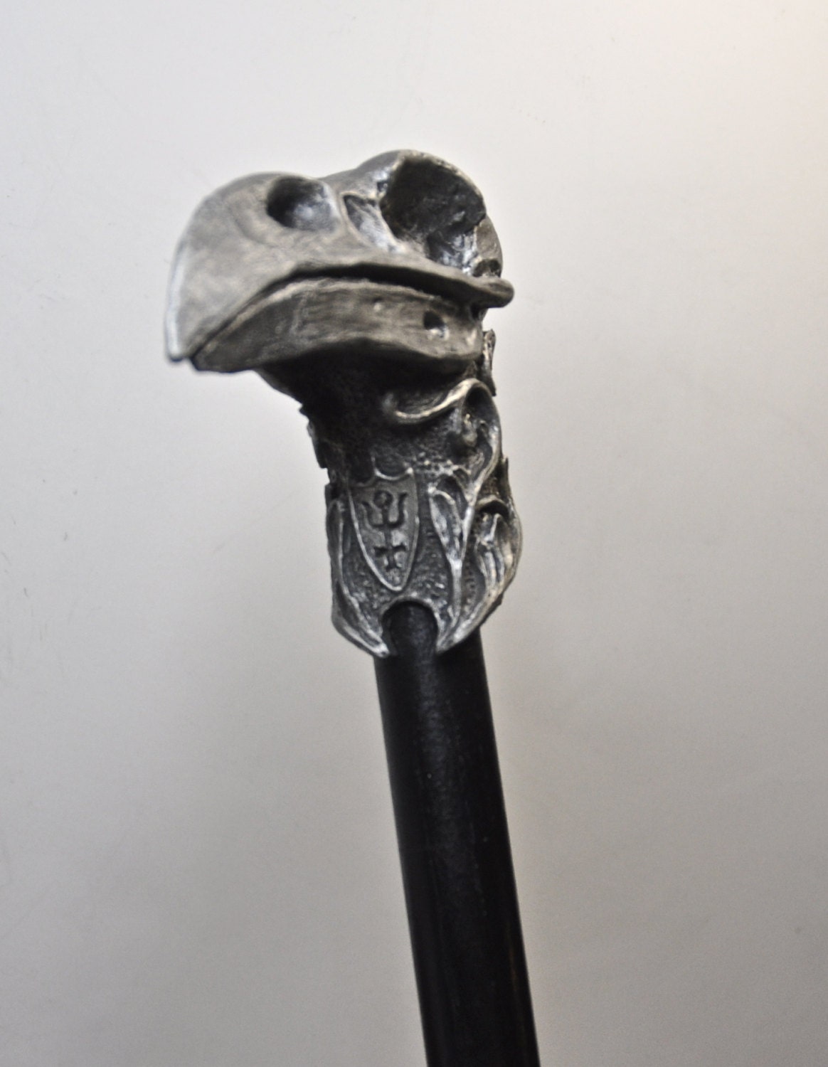 Raven Skull Cane, Hand Sculpted Walking Stick | Dark Victorian Gothic Cane | Fantasy Cosplay | Raven Crow Skull Cane, Gothic Accessory