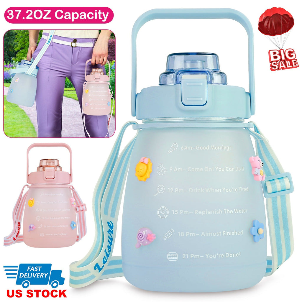 GBruno Kawaii Water Bottle
