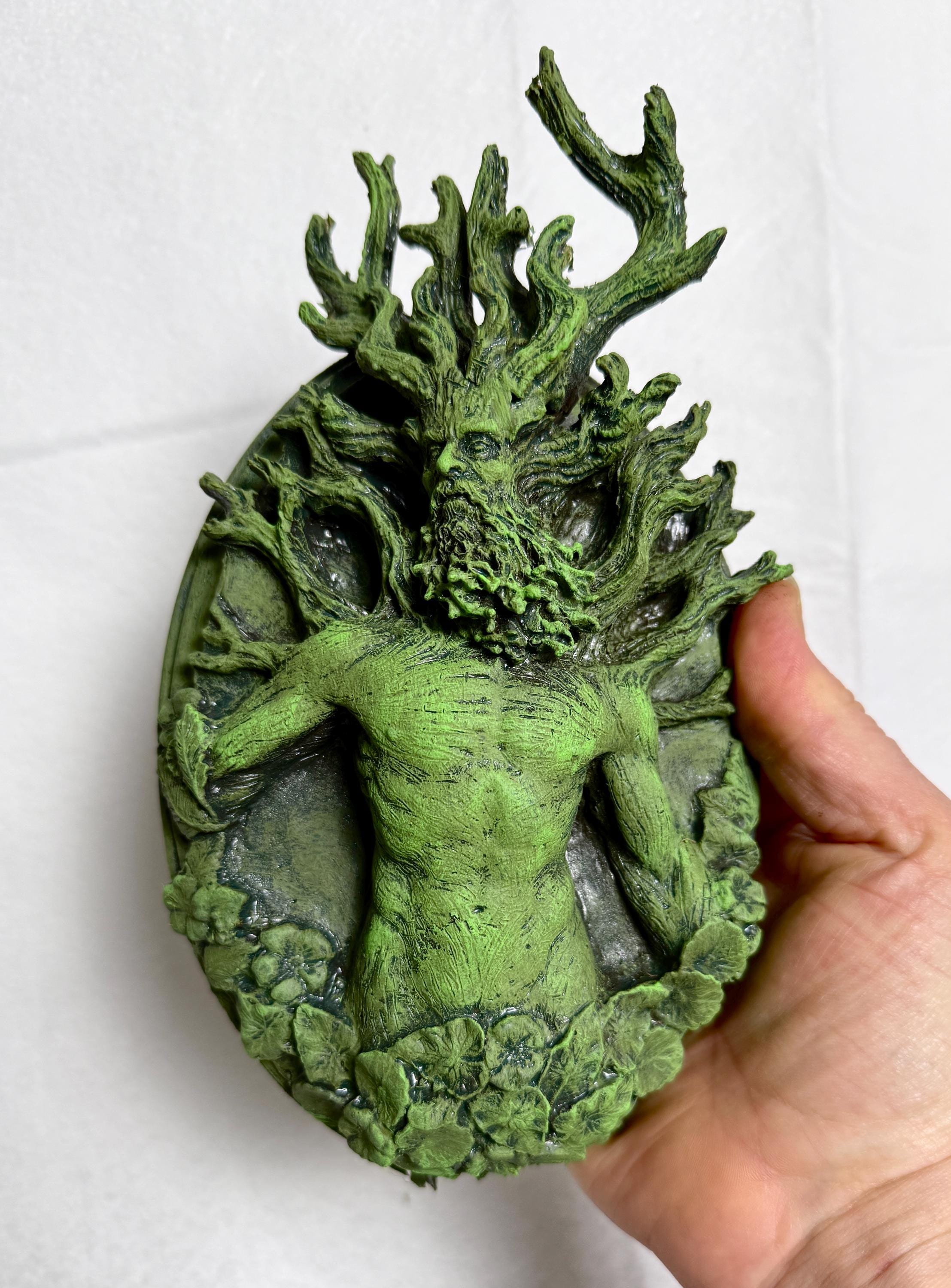Green Man/ Cernunnos Wall Plaque, Hand Painted Resin Sculpture | Mythic Forest Creature Wall Art |Woodland Ent Wall Plaque for Nature Lovers