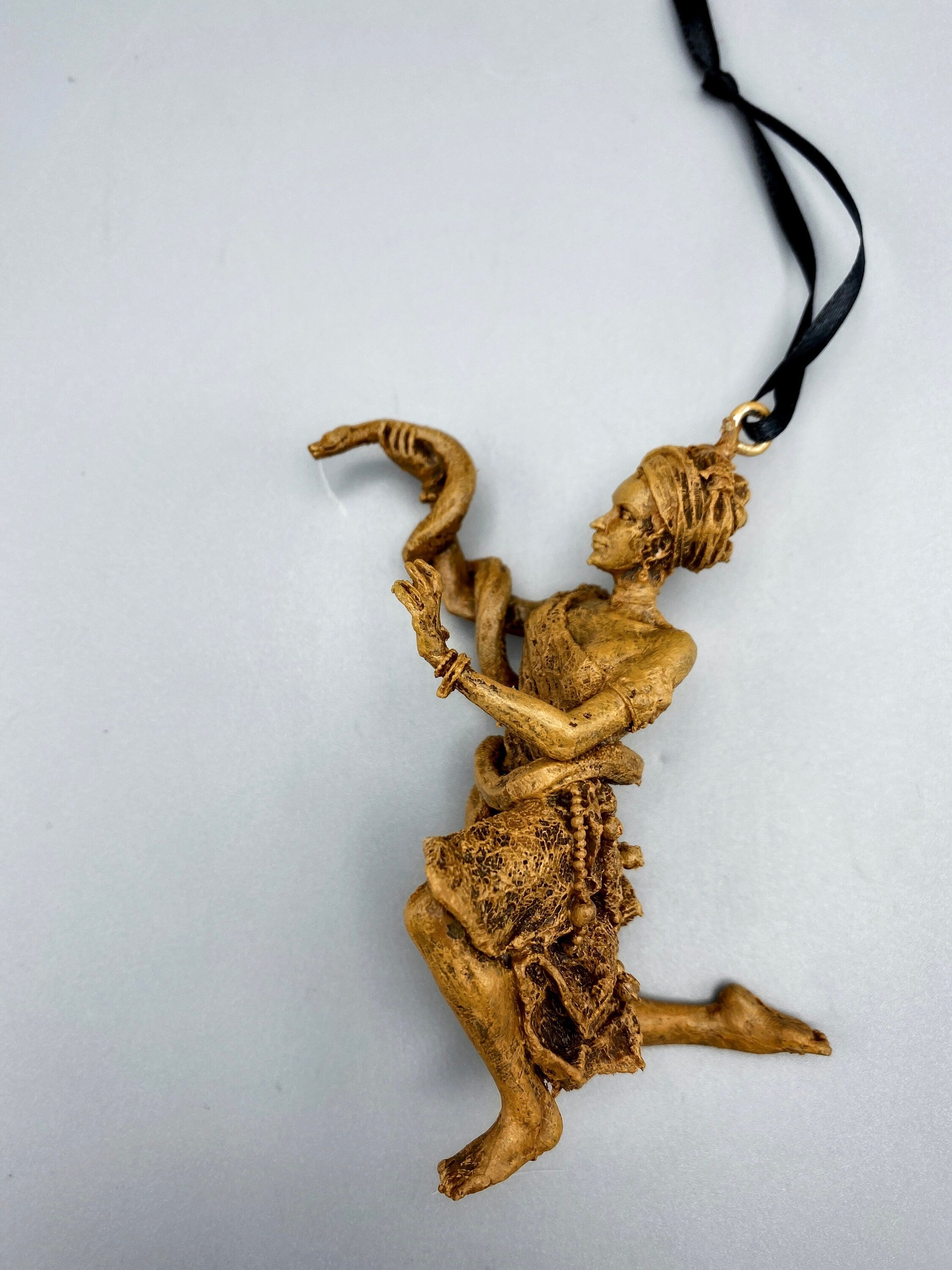 Marie Laveau, Voodoo Queen of New Orleans Ornament, Hand Painted Resin | Legendary Witch Figurine | Voudou Ornament for Occult Holiday Decor