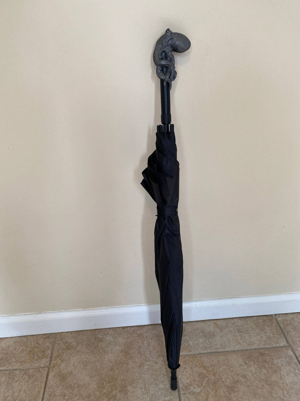 Kraken Umbrella, Hand Sculpted Resin Octopus | Nautical Gothic Umbrella |Fantasy Cosplay Kraken Lovecraftian Umbrella Cane, Gothic Accessory