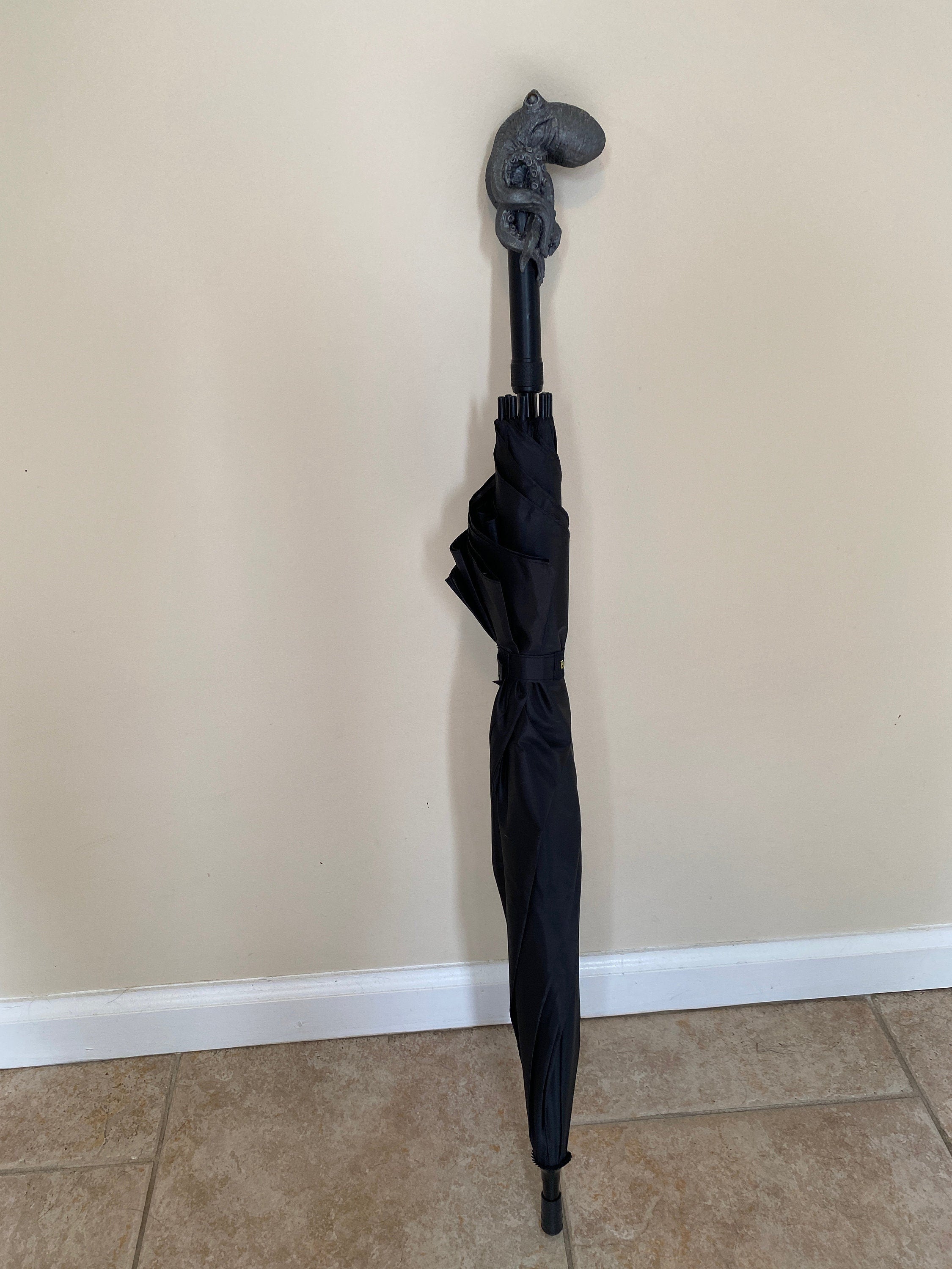 Kraken Umbrella, Hand Sculpted Resin Octopus | Nautical Gothic Umbrella |Fantasy Cosplay Kraken Lovecraftian Umbrella Cane, Gothic Accessory