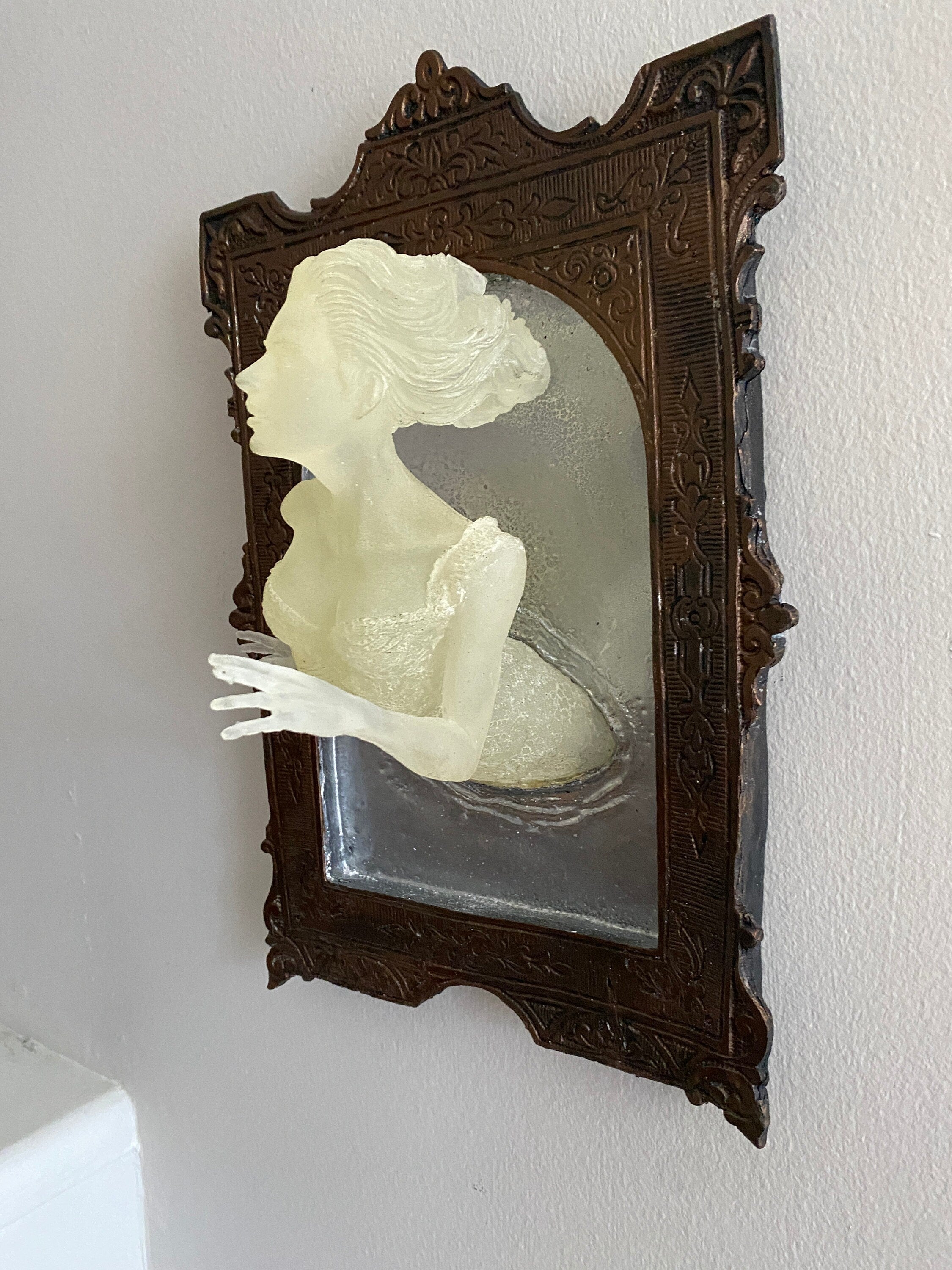 Ghost in the Mirror Wall Plaque, Glow in the Dark Large Version |Victorian Gothic Haunted Wall Art |Gift for Halloween and Spooky Home Decor