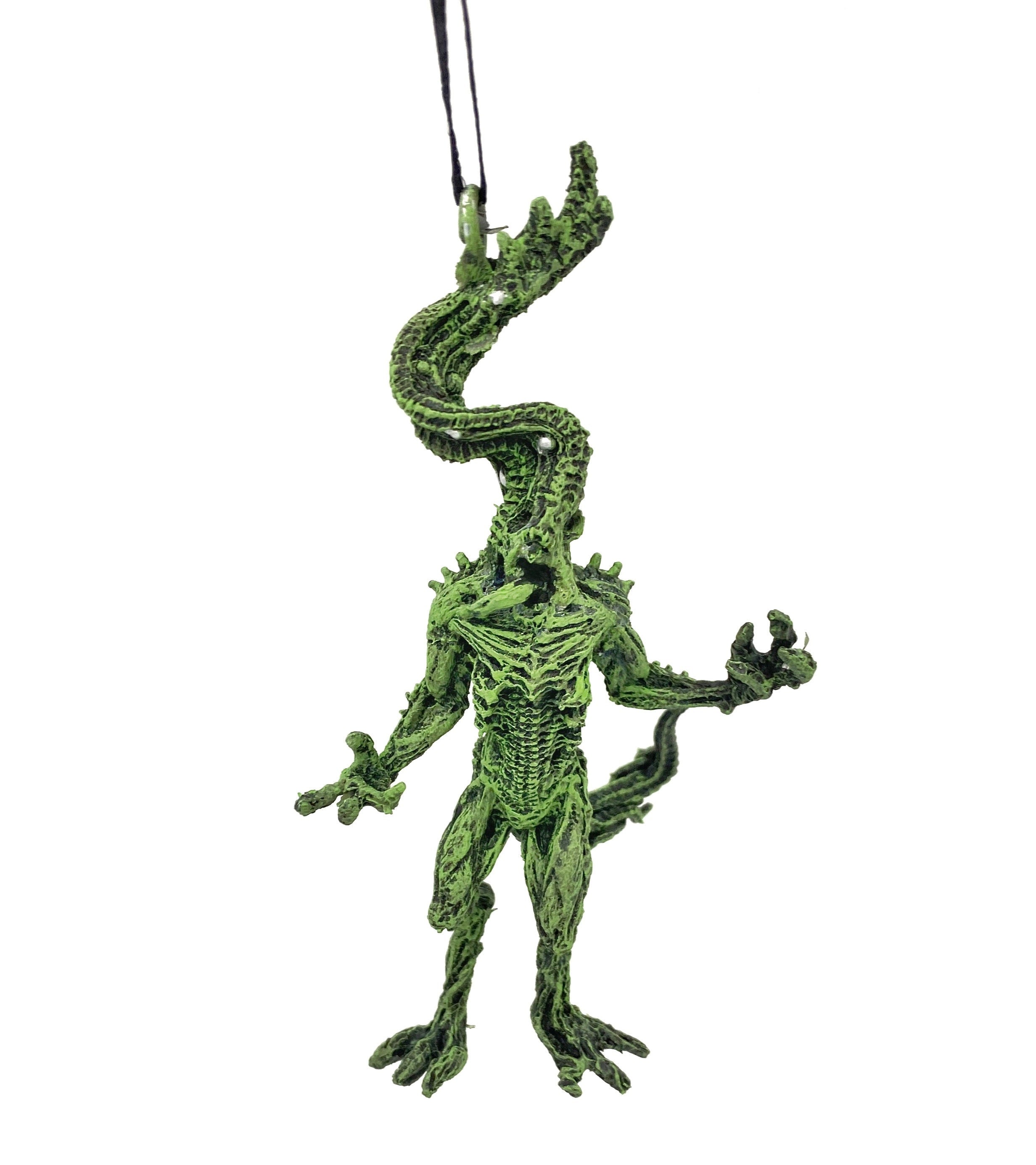 H.P. Lovecraft’s Nyarlathotep Ornament, Hand Painted Sculpture | Cthulhu Mythos Monster Figurine | Lovecraftian Horror Decor and Gamer Gift