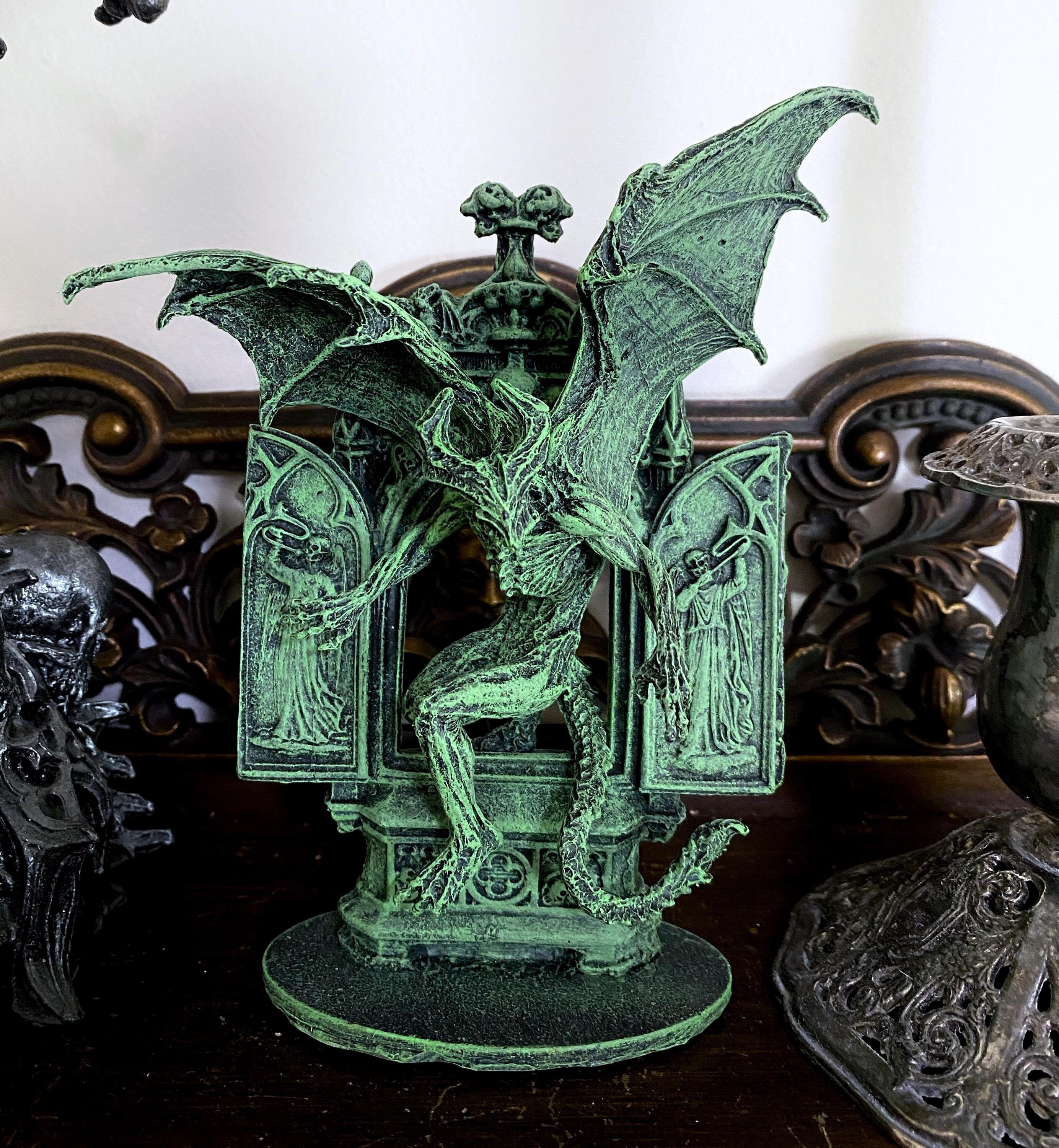 H.P. Lovecraft's Nightgaunt Statue, Hand Painted Sculpture | Cthulhu Mythos Monster Figurine | Lovecraftian Horror Decor and Gamer Gift