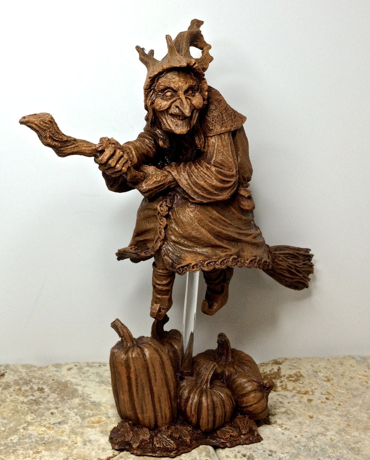 La Befana the Witch Statue, Hand Painted Resin Sculpture | Rustic Folklore Crone Figurine | Spooky Home Decor for Halloween Dark Christmas