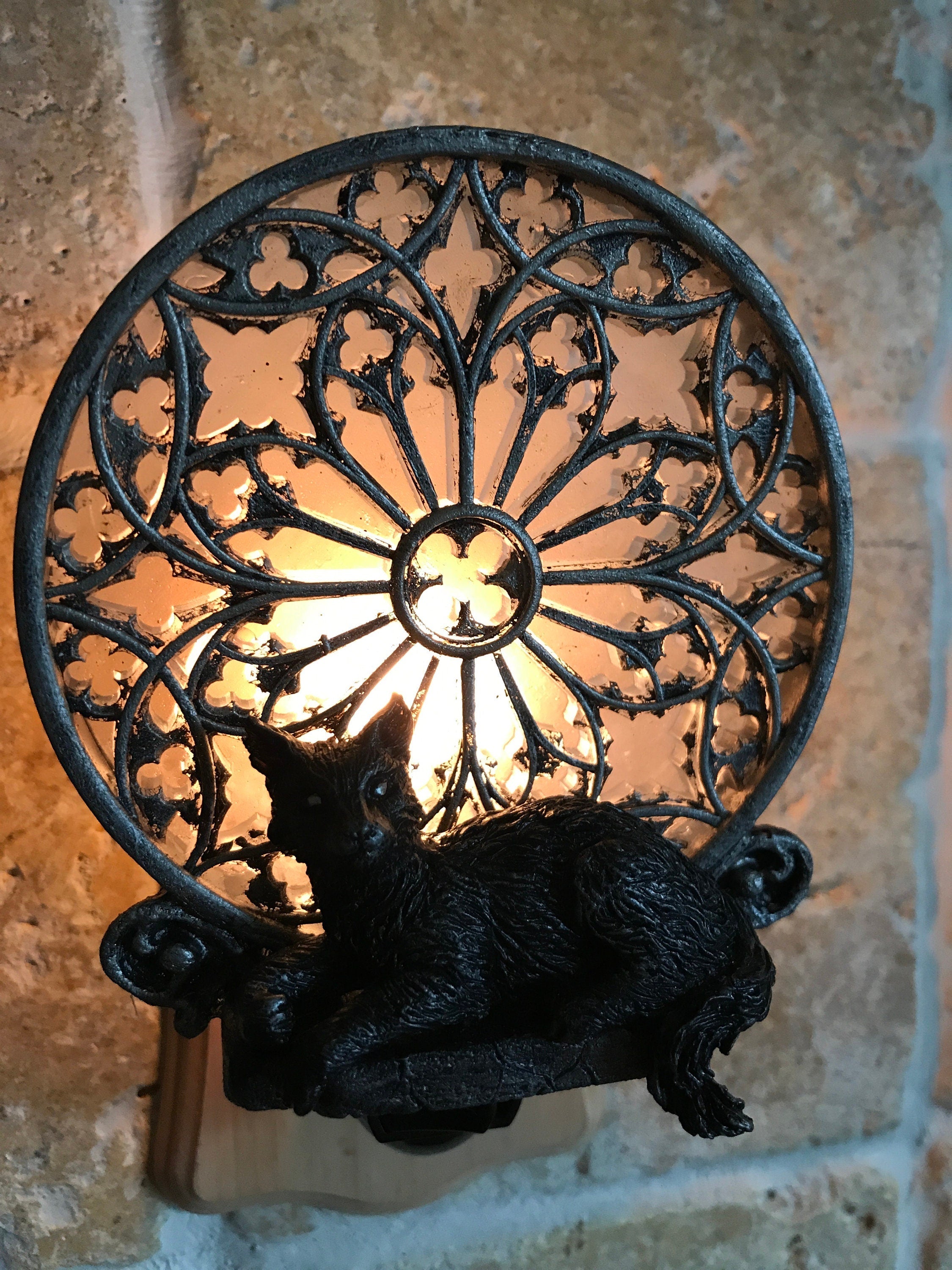 Cat and Gothic Cathedral Window Nightlight, Resin Sculpture | Medieval Gothic Night Light | Black Cat Lighting for Gothic Fantasy Home Decor