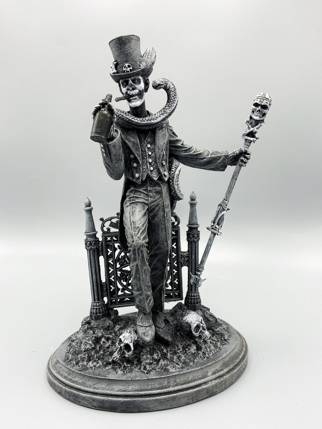 Baron Samedi, Voodoo Loa of Death Statue, Hand Painted Resin Sculpture | Legendary Voodoo Figurine | Gothic Altar Statue for Witchy Decor