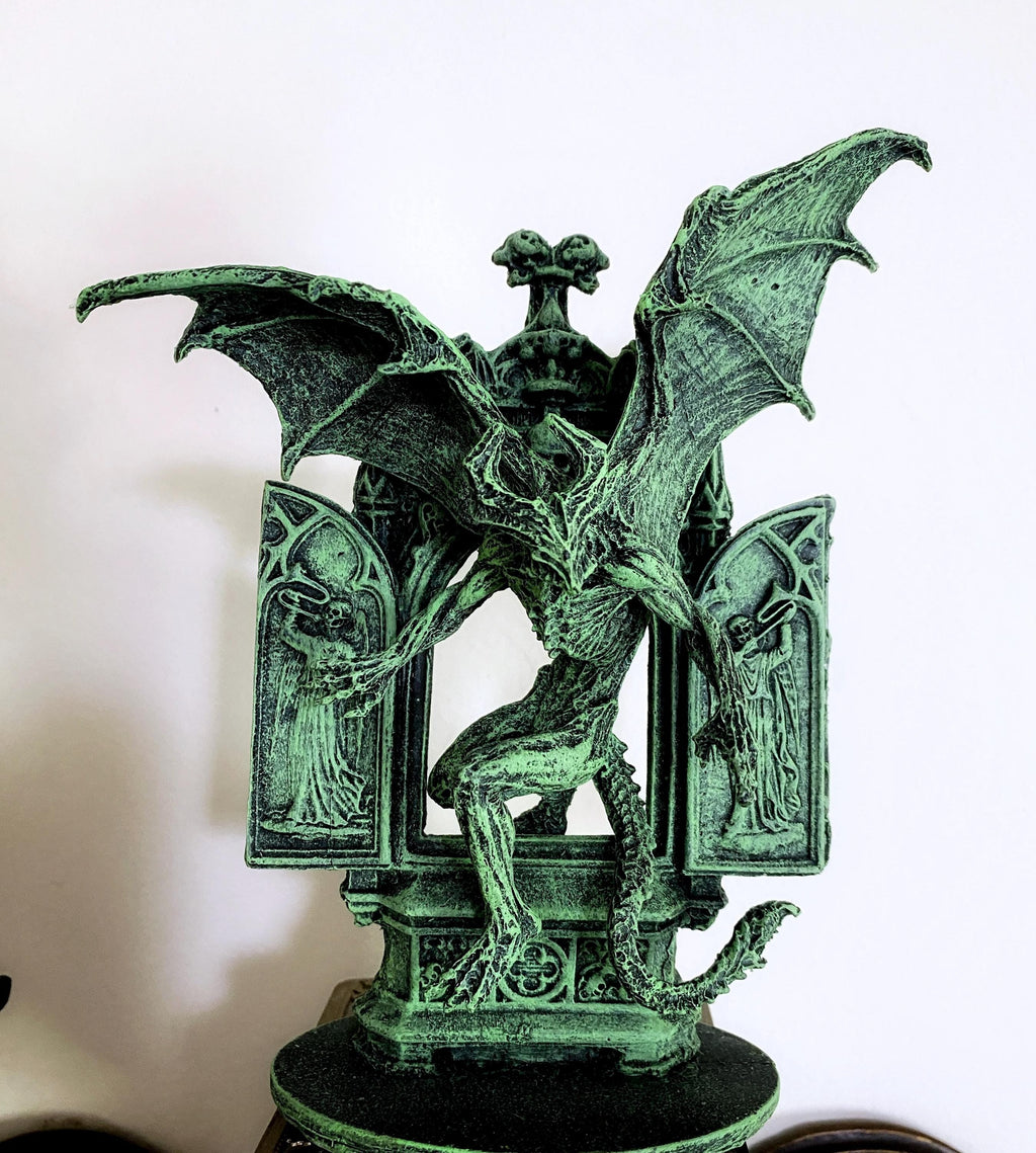 H.P. Lovecraft's Nightgaunt Statue, Hand Painted Sculpture | Cthulhu Mythos Monster Figurine | Lovecraftian Horror Decor and Gamer Gift