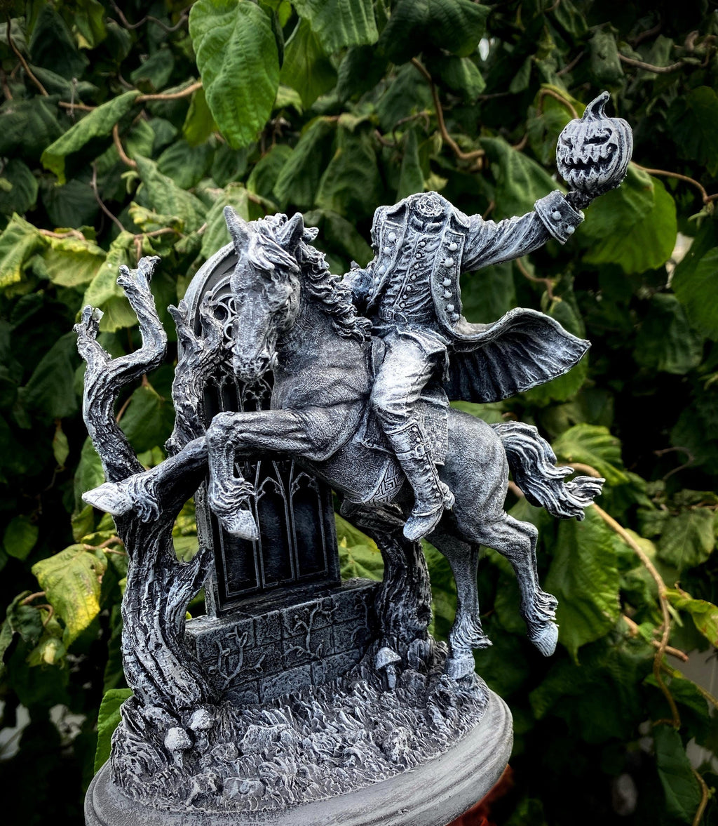 Headless Horseman Riding Statue, Hand Painted Resin Sculpture | Gothic Legend of Sleepy Hollow Figurine | Dark Folklore Art for Spooky Decor